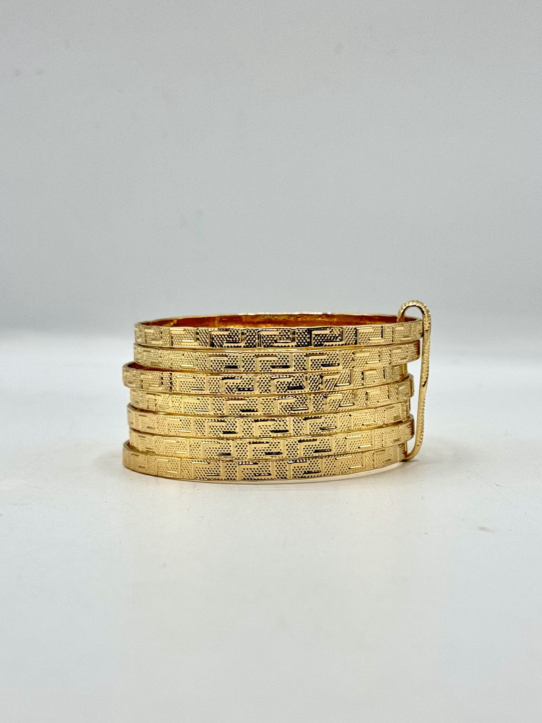 Wholesaler MAD ACCESSORIES - Rigid herdswept bracelet with patterns.