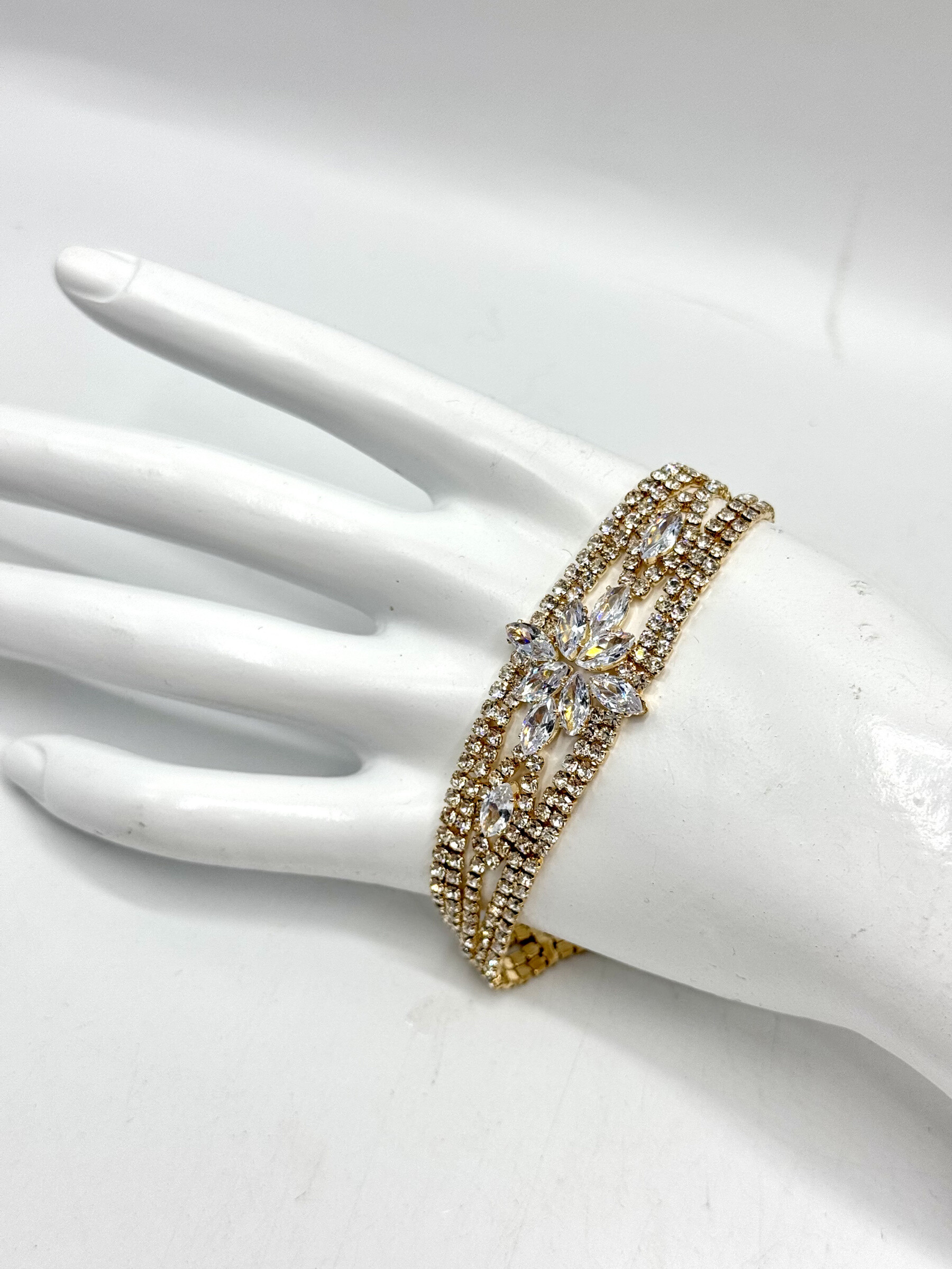 Wholesaler MAD ACCESSORIES - Rhinestone