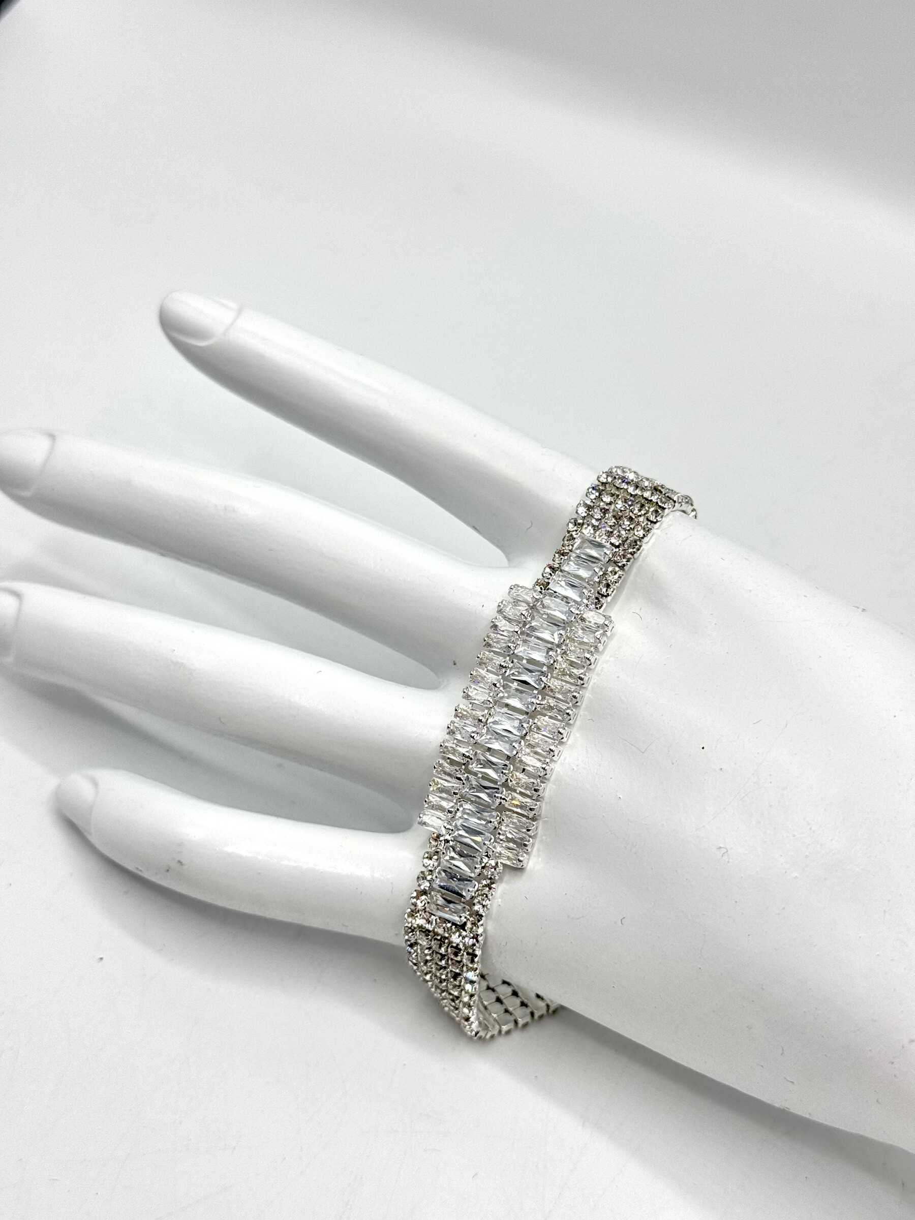 Wholesaler MAD ACCESSORIES - Rhinestone
