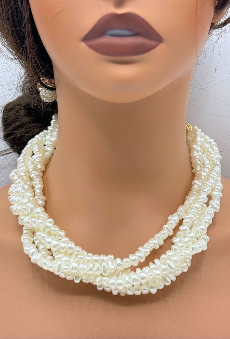 Wholesaler MAD ACCESSORIES - Multi-strand white pearl necklace