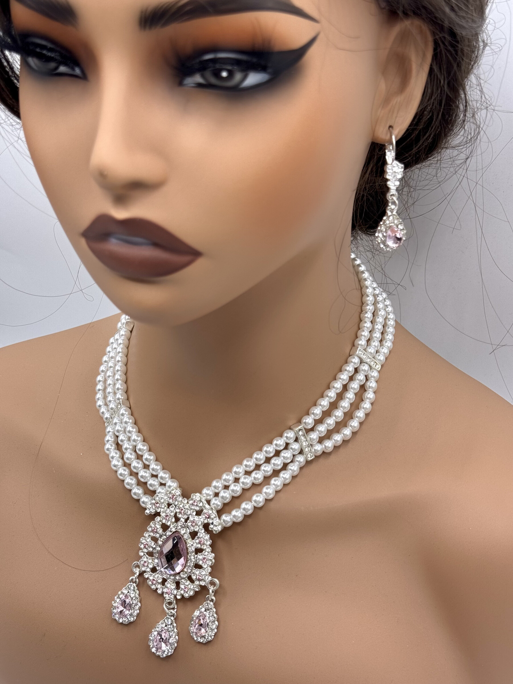 Wholesaler MAD ACCESSORIES - Indian adornment