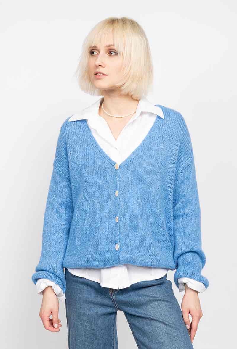 Wholesaler Mademoiselle Agnès - BASIC 5816 VEST in double pieces WITH A REAL AND BEAUTIFUL SHIRT!!
