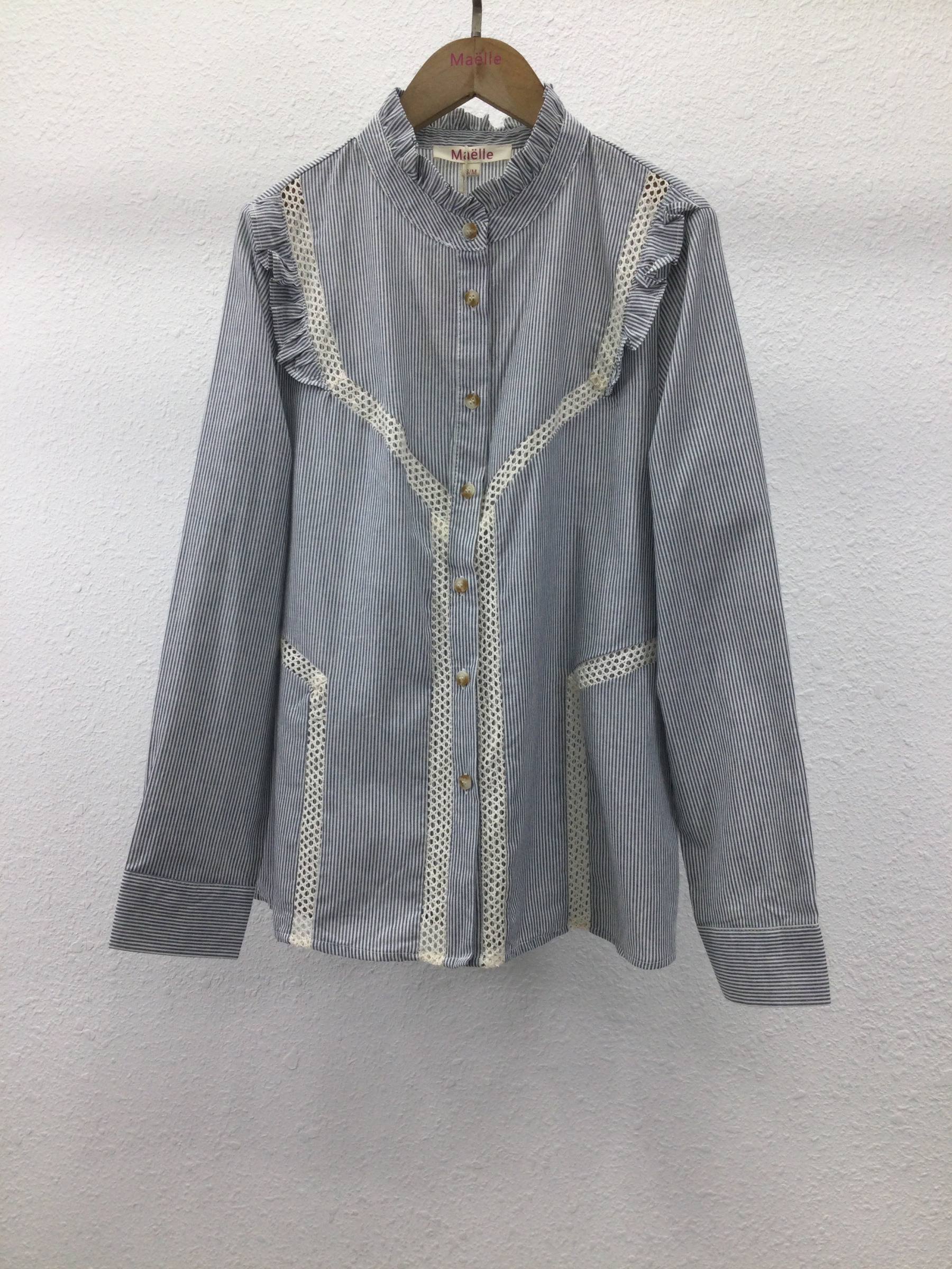 Wholesaler MAELLE - Plus size long sleeve shirt with fine stripe print M839-5-2117
