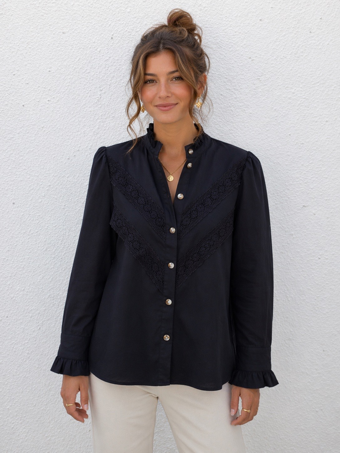 Wholesaler MAELLE - Plus size long sleeve cotton shirt with fancy details M1267-5-1855