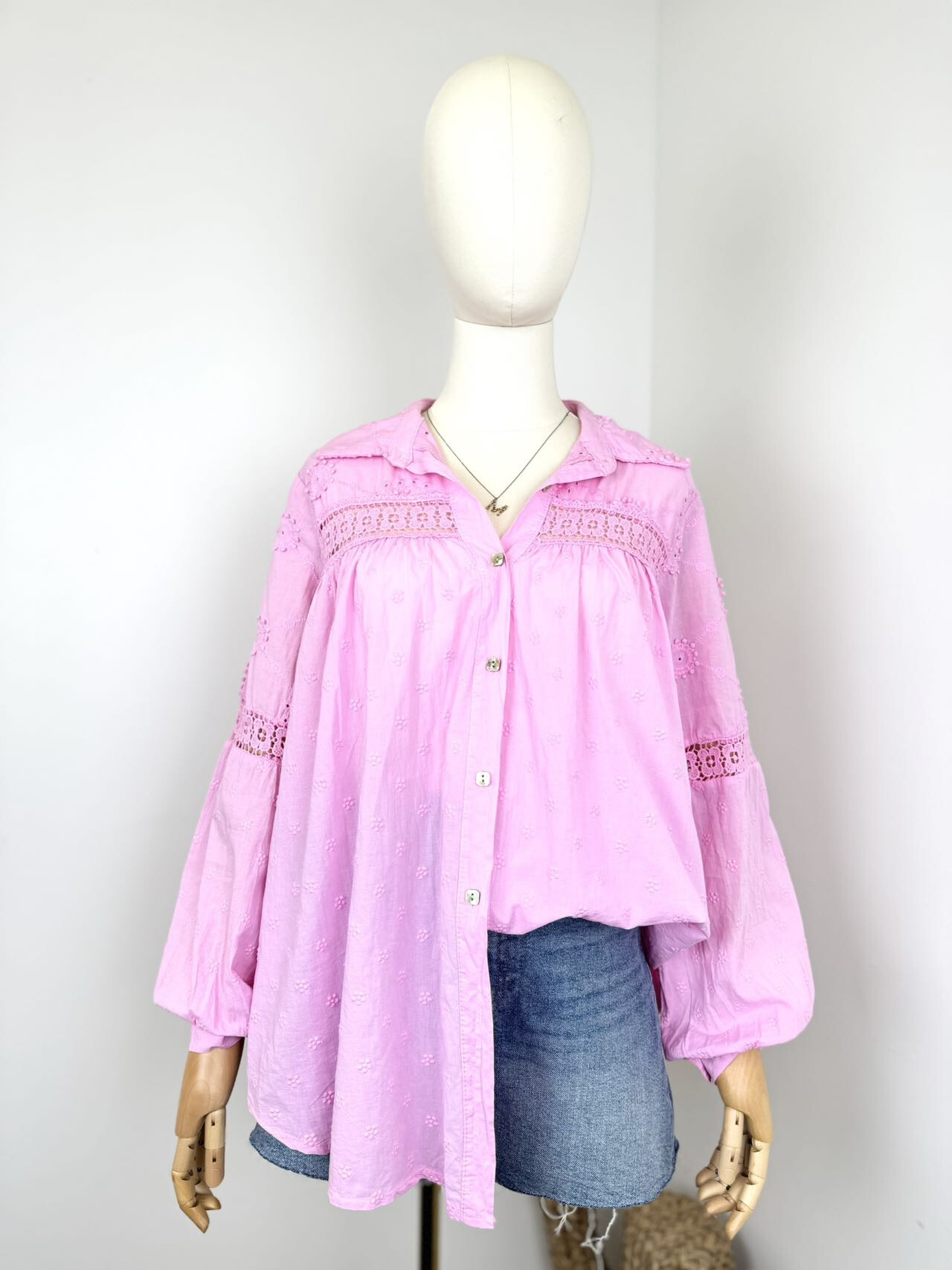 Wholesaler Maëlys Paris - Embroidered cotton blouse
