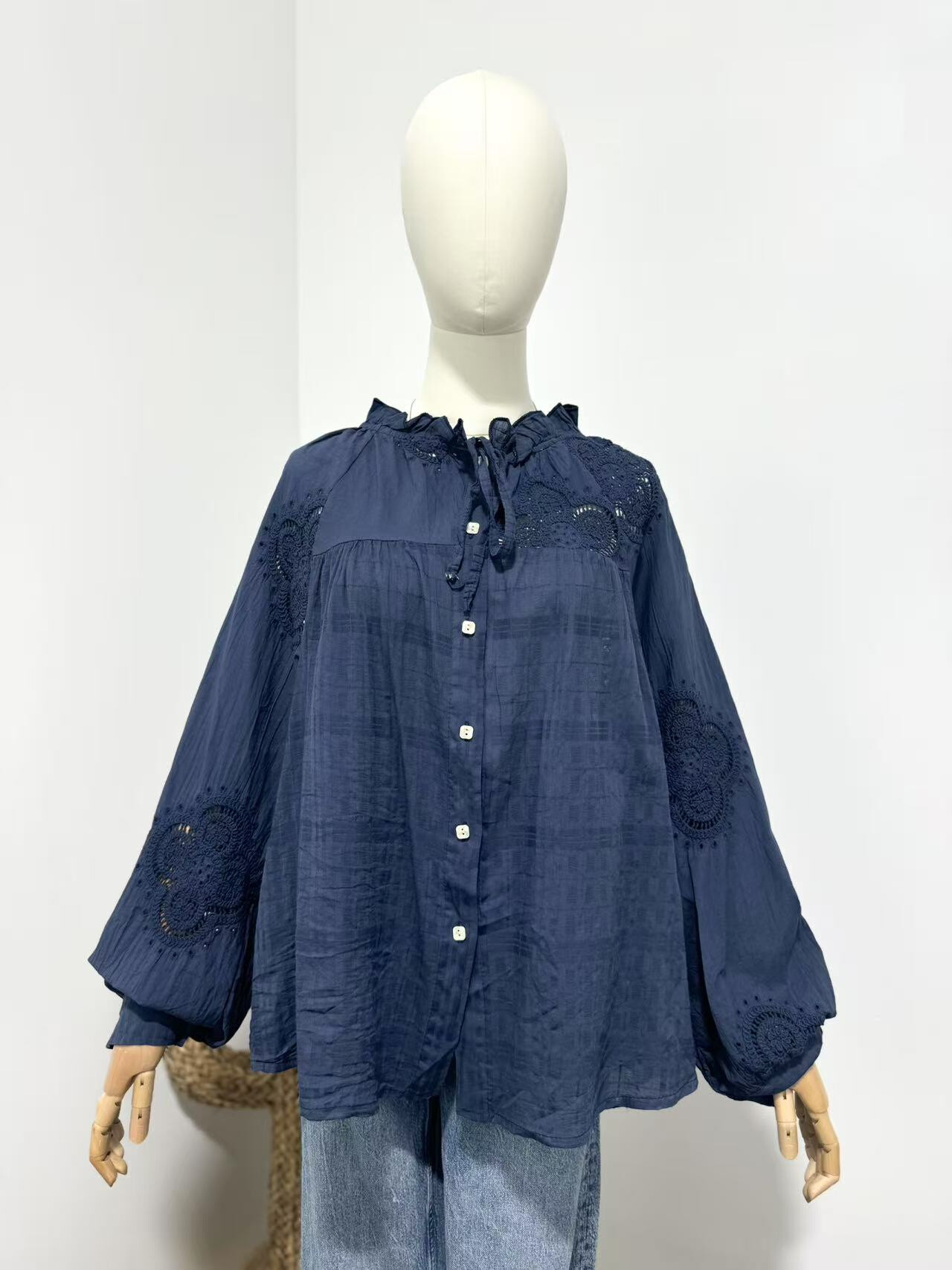 Grossiste Maëlys Paris - Blouse broderie en coton