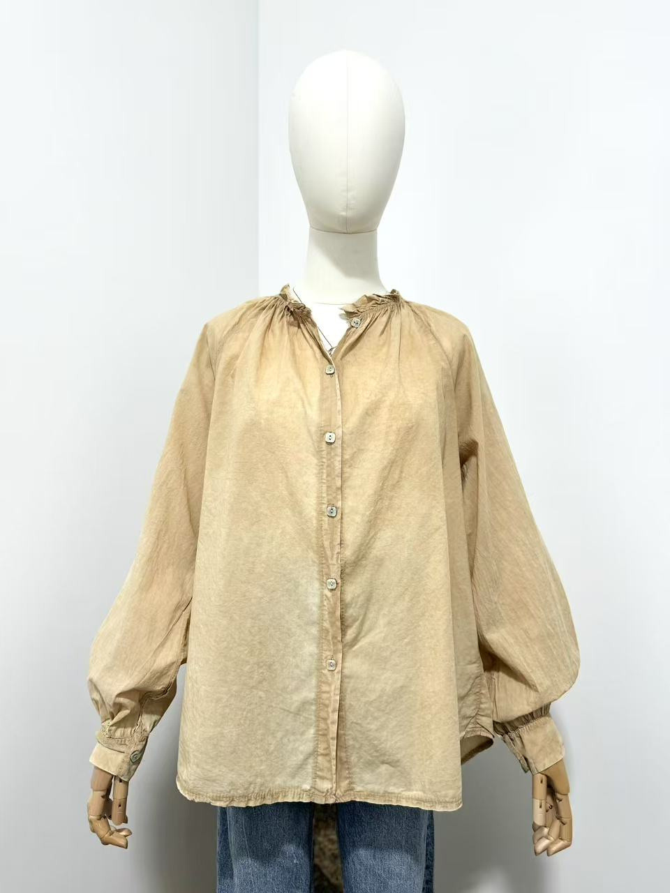 Blouse model 220443 Rue Paris