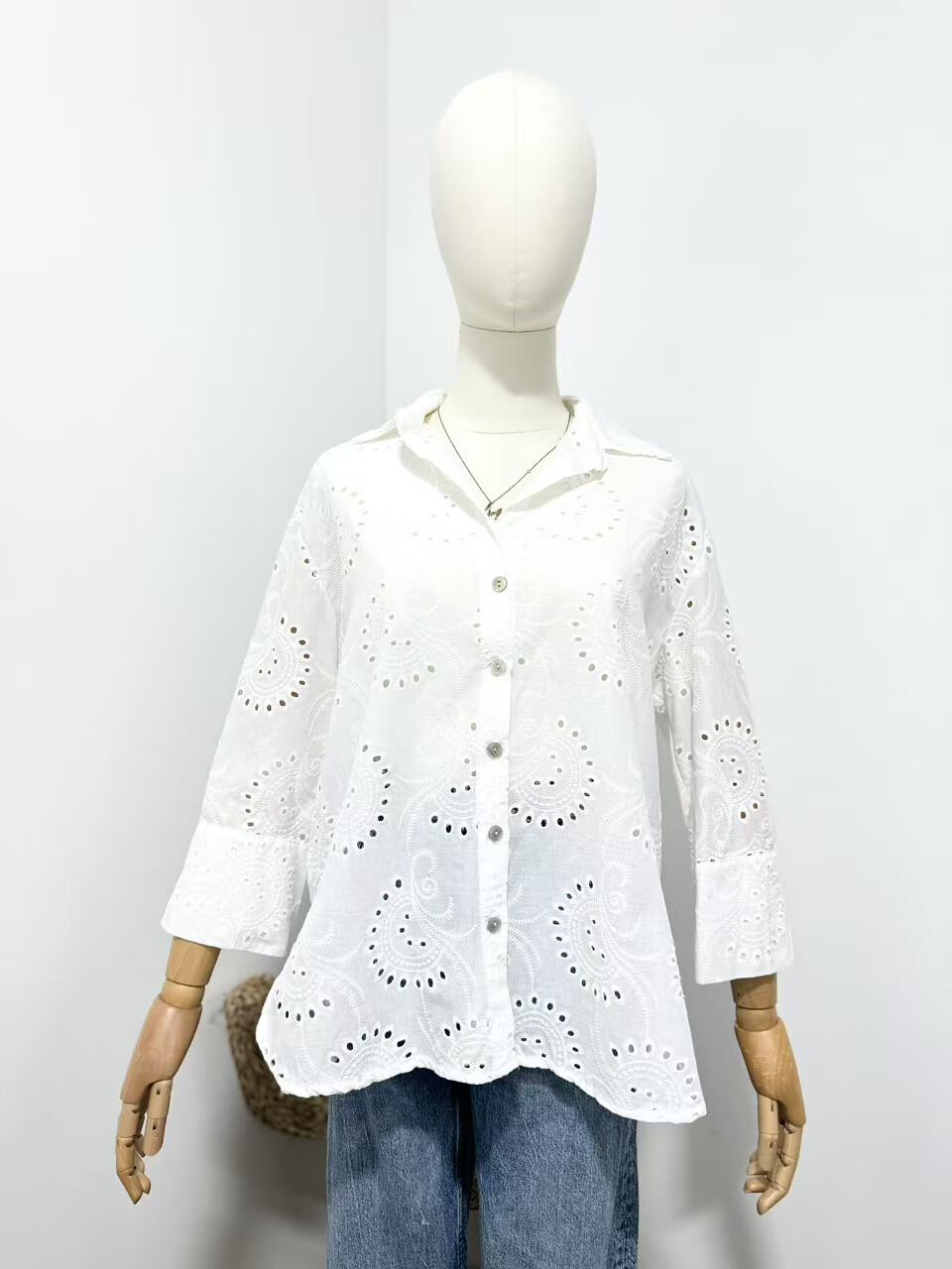 Grossiste Maëlys Paris - Chemise broderie en 100% coton