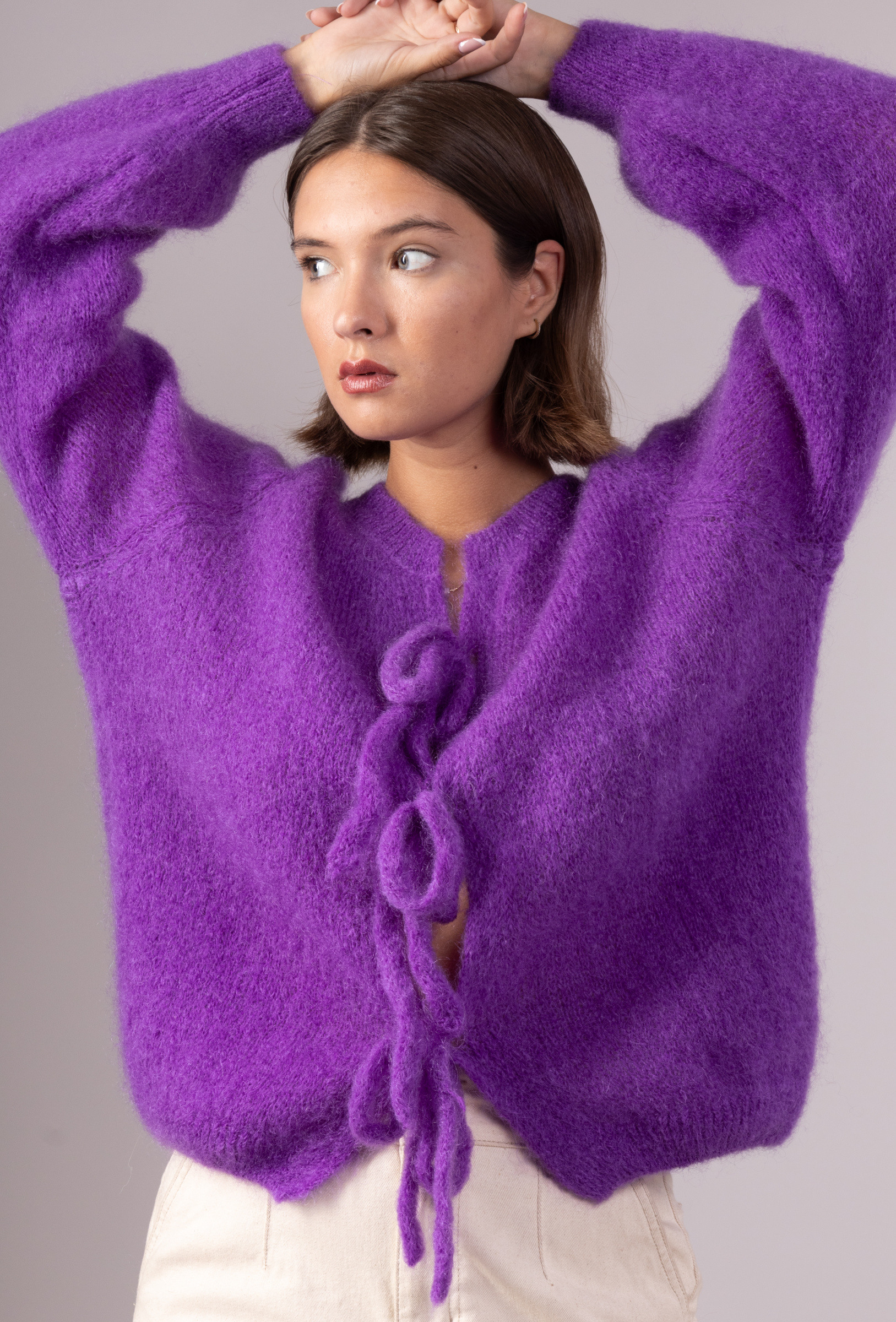 Grossiste Maëlys Paris - Gilet noeud en 76% mohair