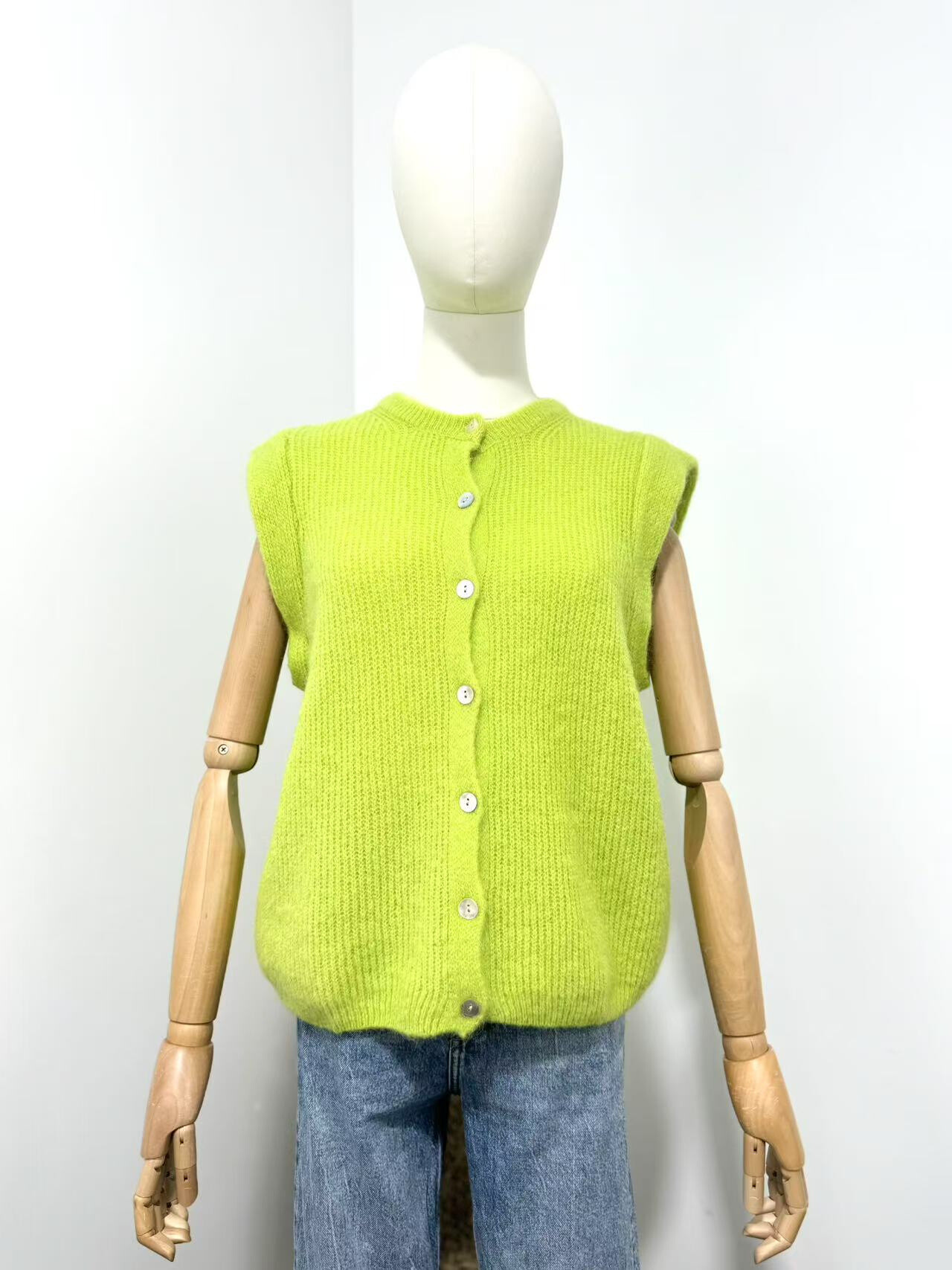 Grossista Maëlys Paris - Gilet smanicato in baby alpaca 30%.