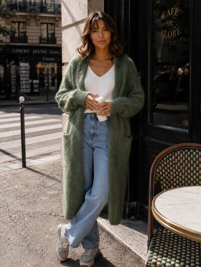 Grossiste Maëlys Paris - Gilet long ouvert en fluffy mohair Grossiste Maëlys Paris - Gilet long ouvert en fluffy mohair