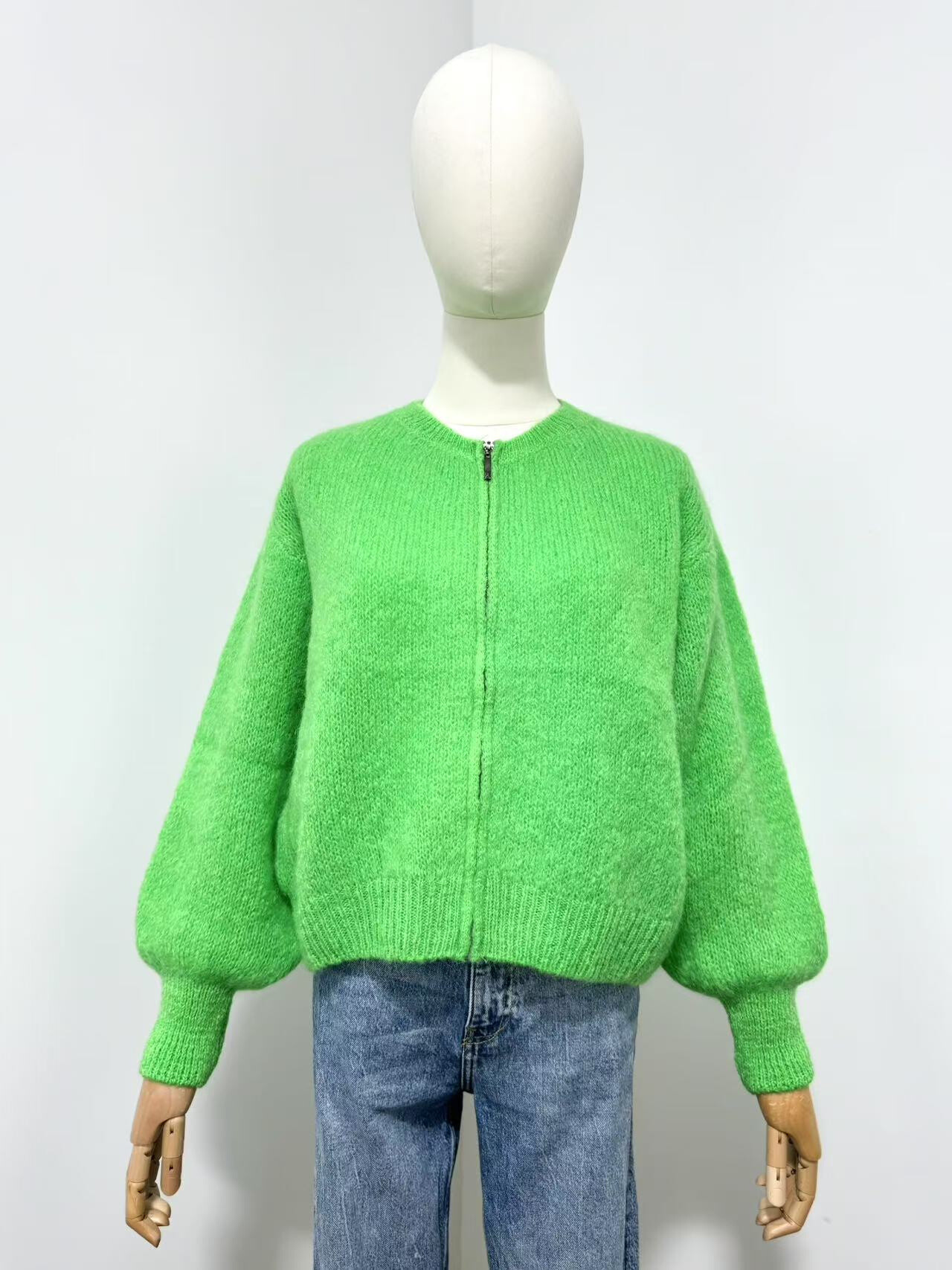 Wholesaler Maëlys Paris - Zip vest in 40% Kid Mohair