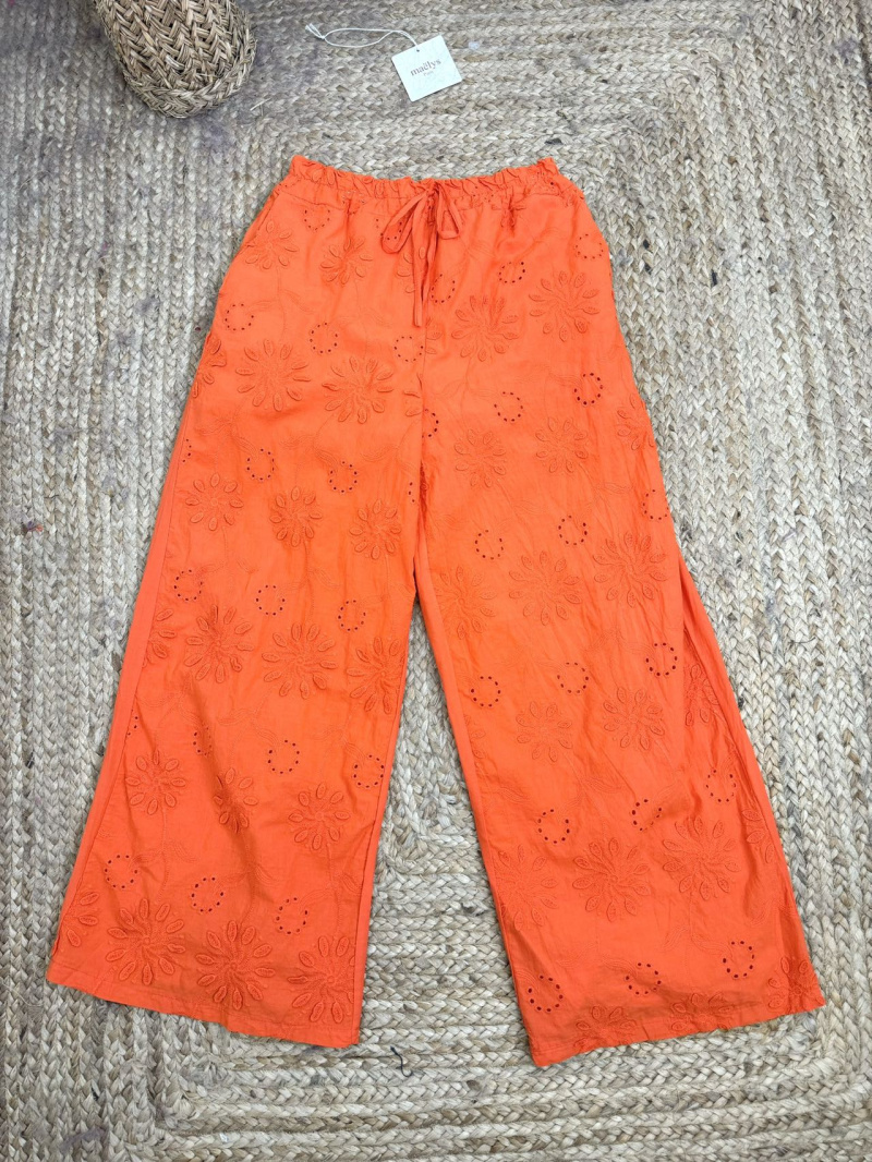Grossiste Maëlys Paris - Pantalon broderie en coton