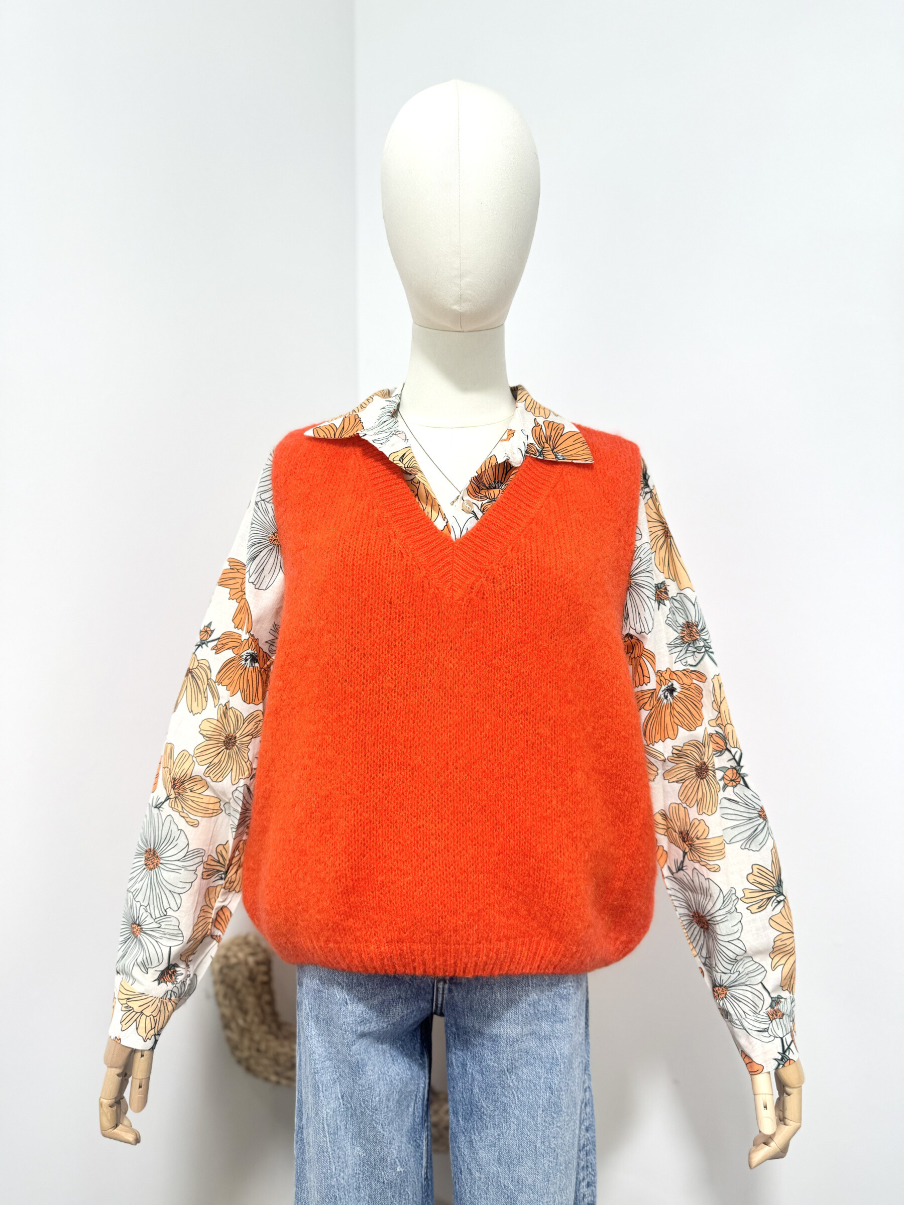 Grossiste Maëlys Paris - Pull V sans manches en 20% kid mohair
