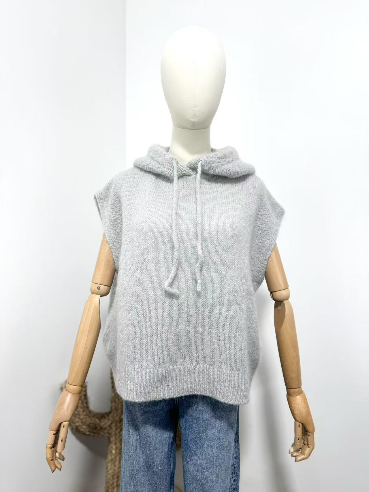 Grossiste Maëlys Paris - Pull sans manches en 40% kid mohair