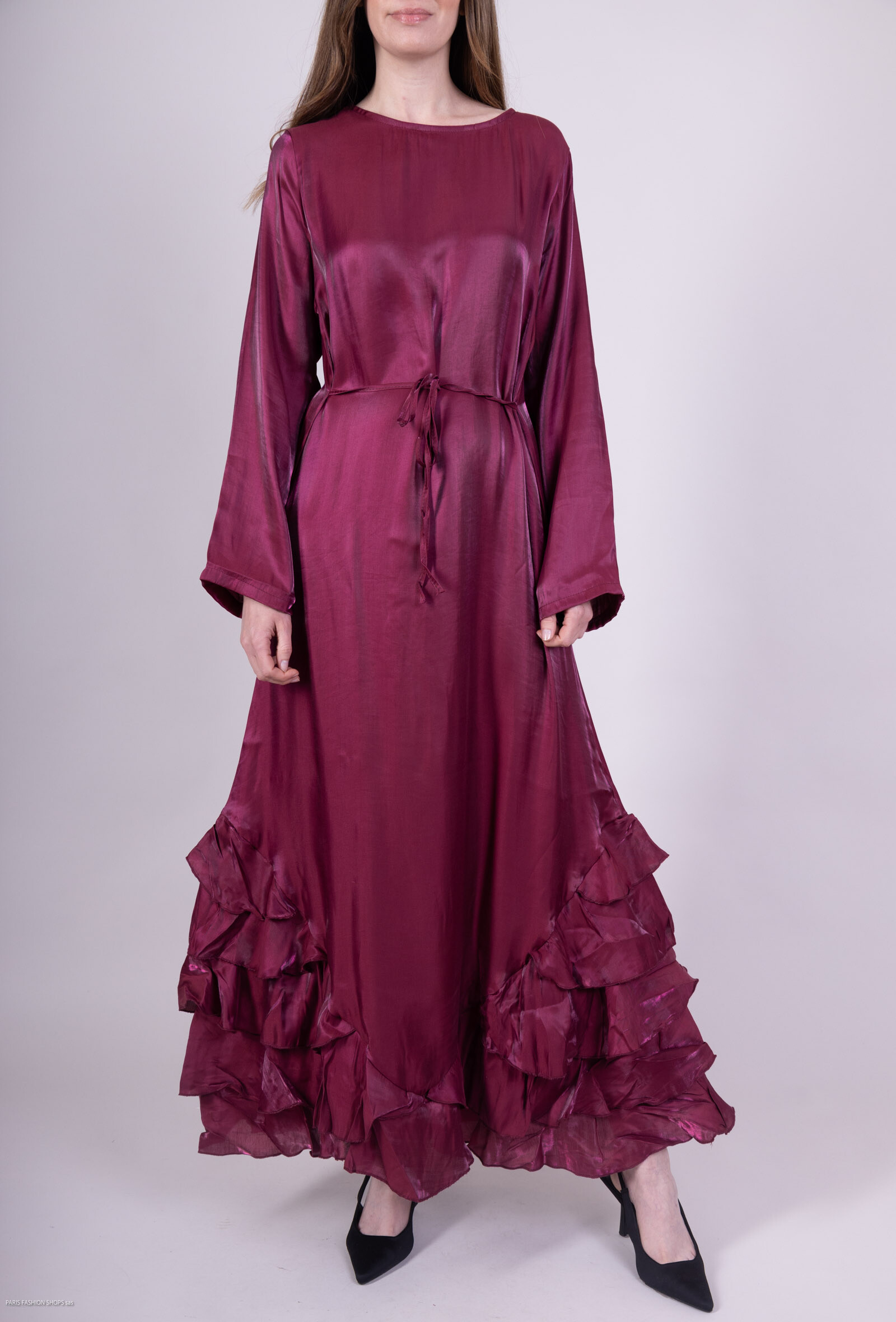 Wholesaler Maia H. - Long dress with belt