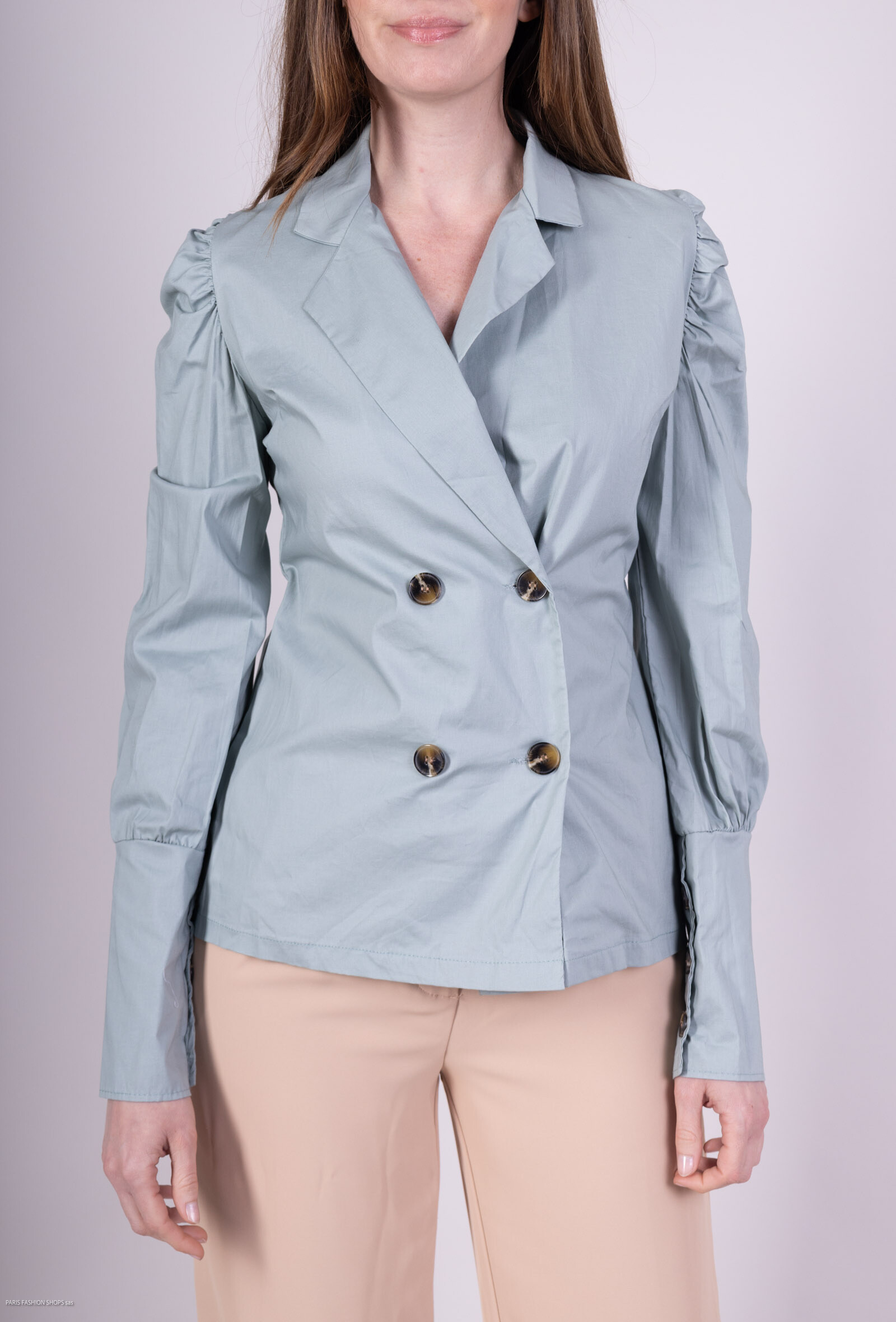 Wholesaler Maia H. - Heart cache shirt