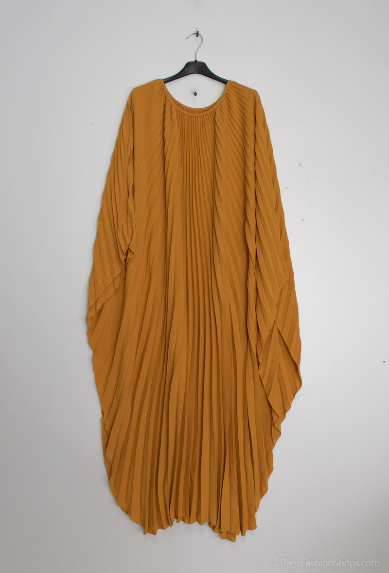 Wholesaler Maia H. - Pleated dress
