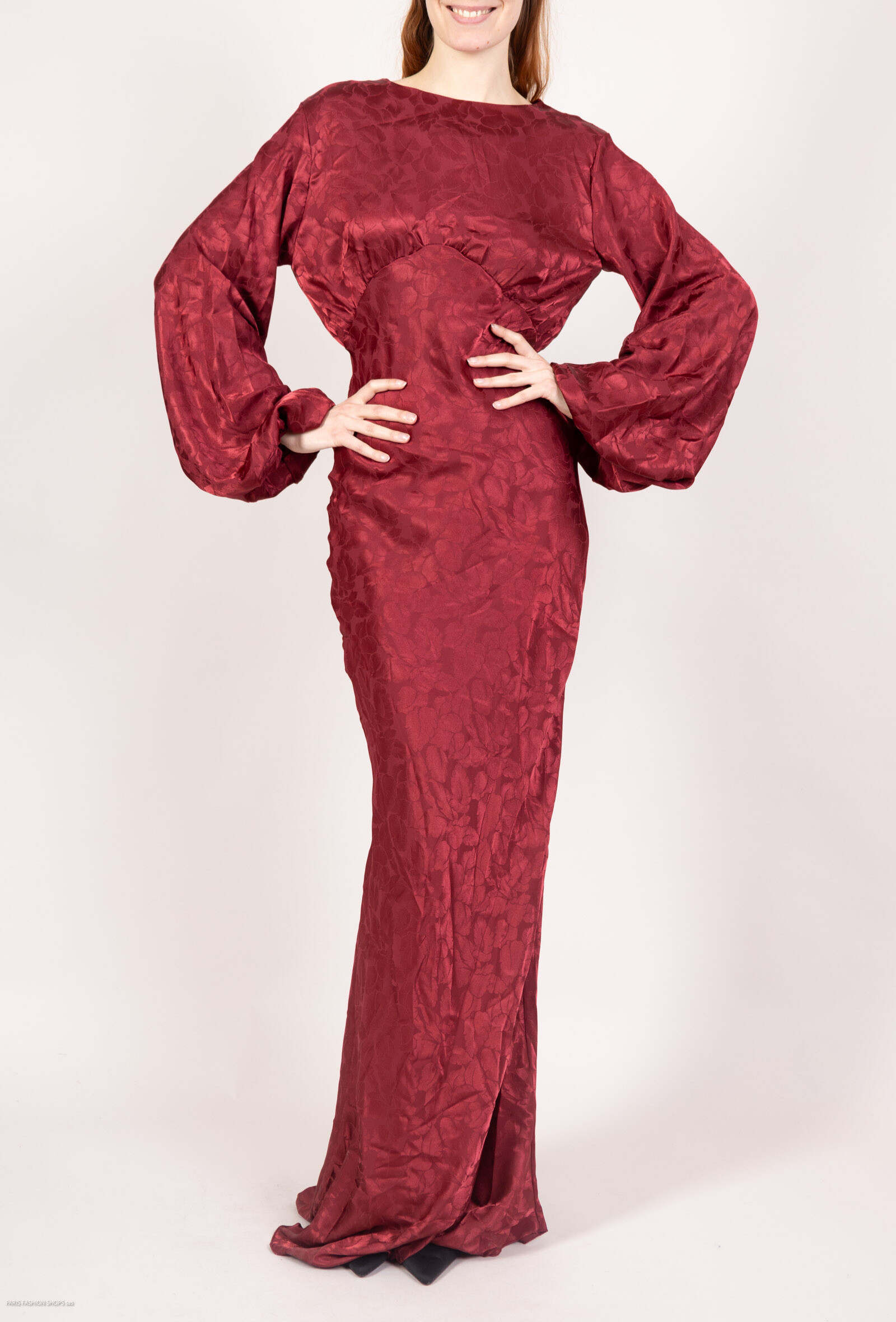 Wholesaler Maia H. - Flower printed satin dress