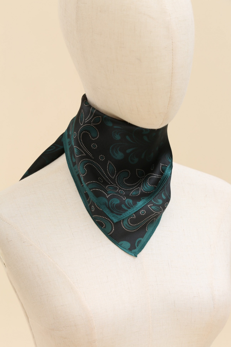 Wholesaler Maison Fanli - Small square of silk
