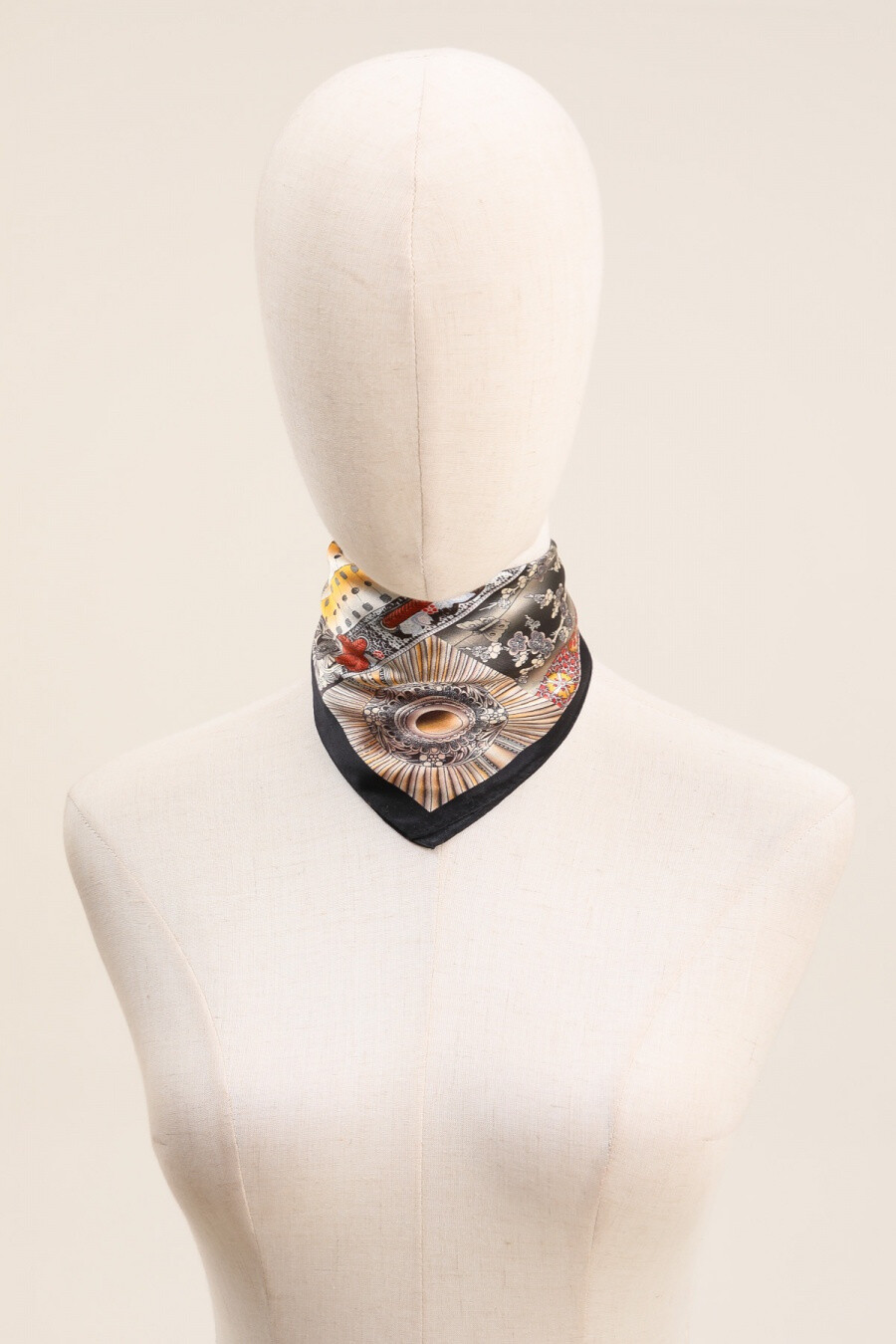 Wholesaler Maison Fanli - Small square of silk