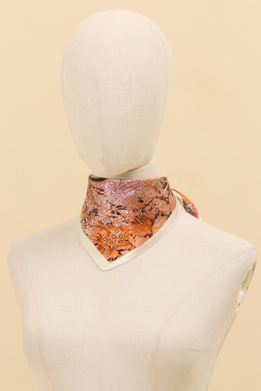 Wholesaler Maison Fanli - Small square of silk