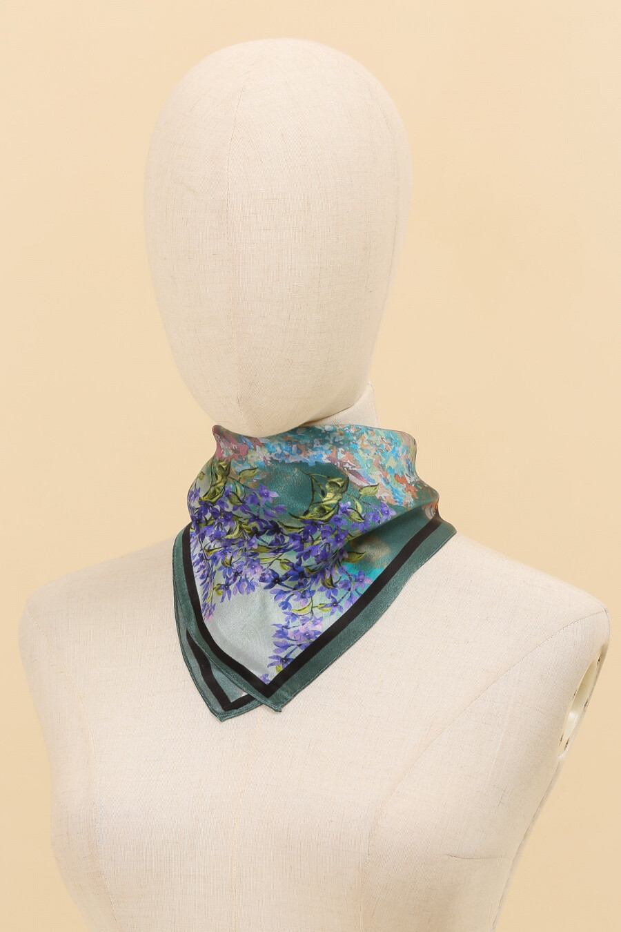 Wholesaler Maison Fanli - Silk scarf