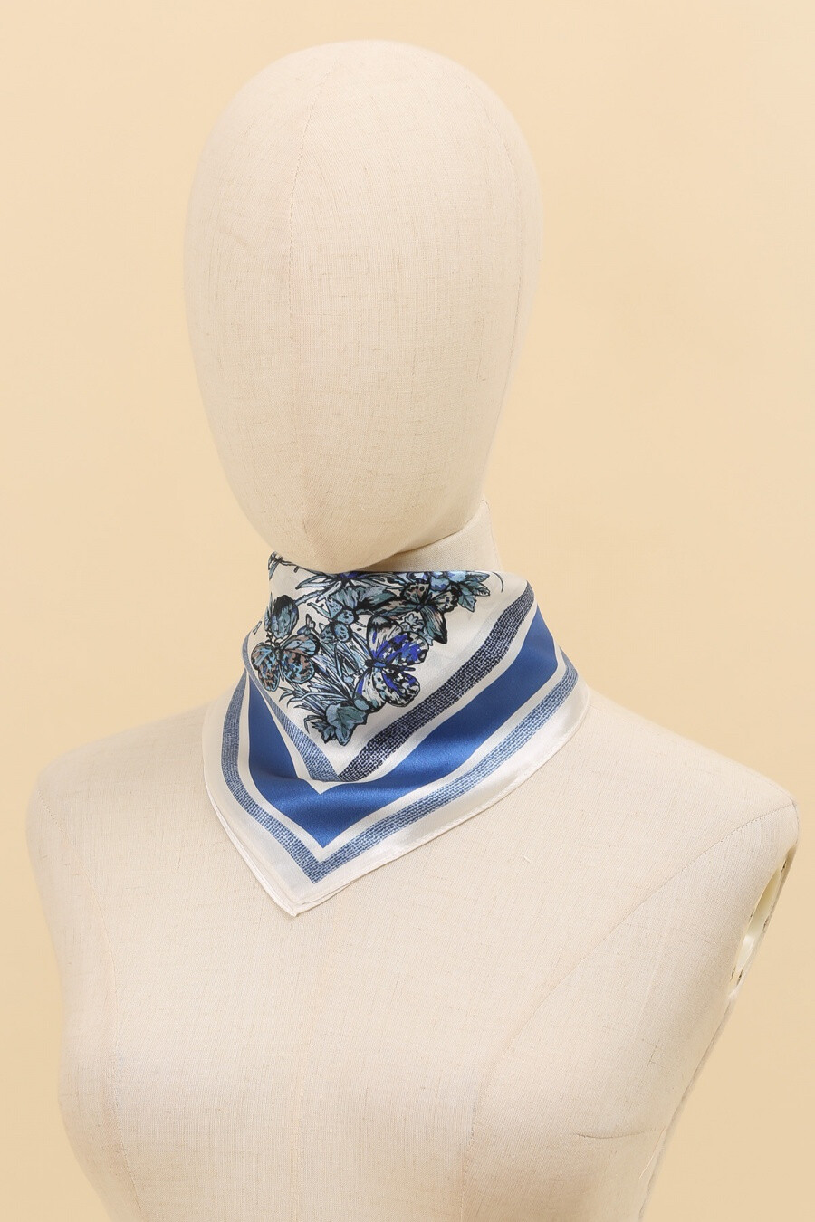 Wholesaler Maison Fanli - Small square of silk