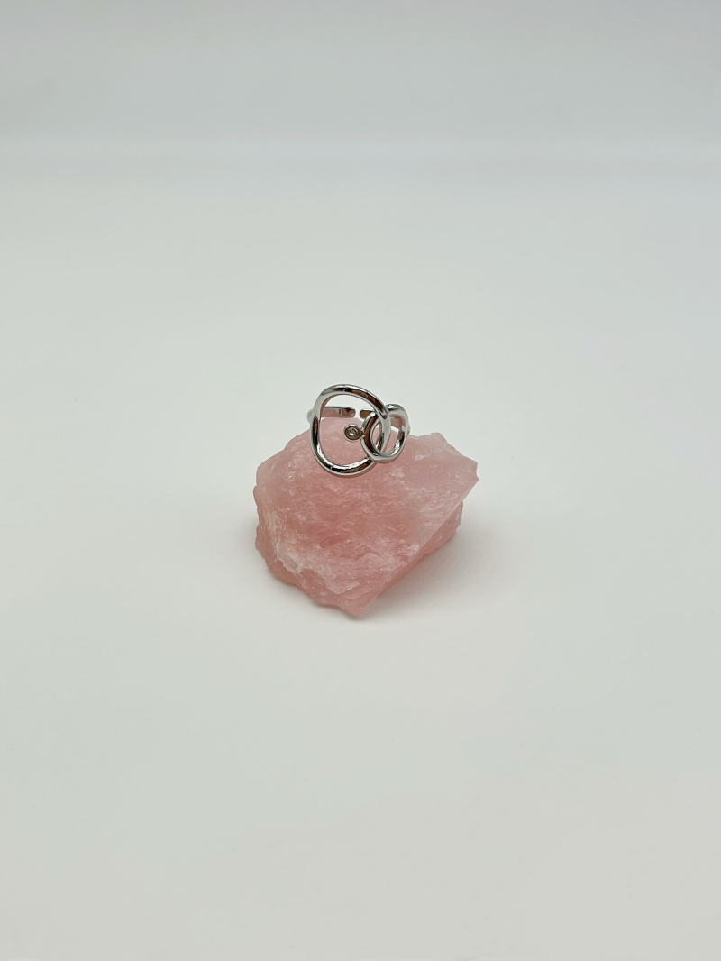 Wholesaler MAISON OKAMI - Crossed rings stainless steel ring - Silver purity