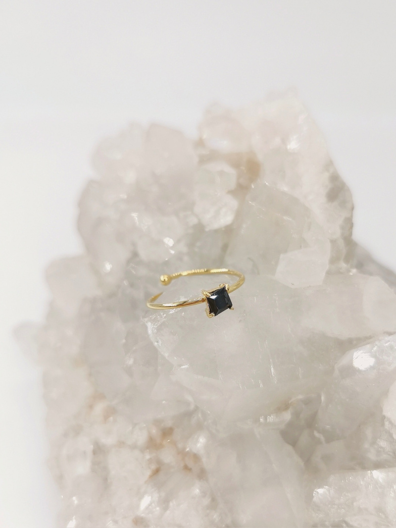 Wholesaler MAISON OKAMI - Simple and Chic Adjustable Ring with Zirconium