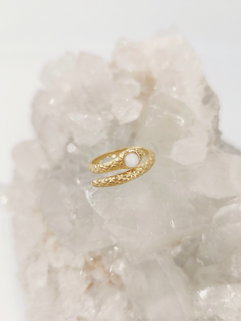 Wholesaler MAISON OKAMI - Adjustable Serpent-Shaped Ring with Natural Stone