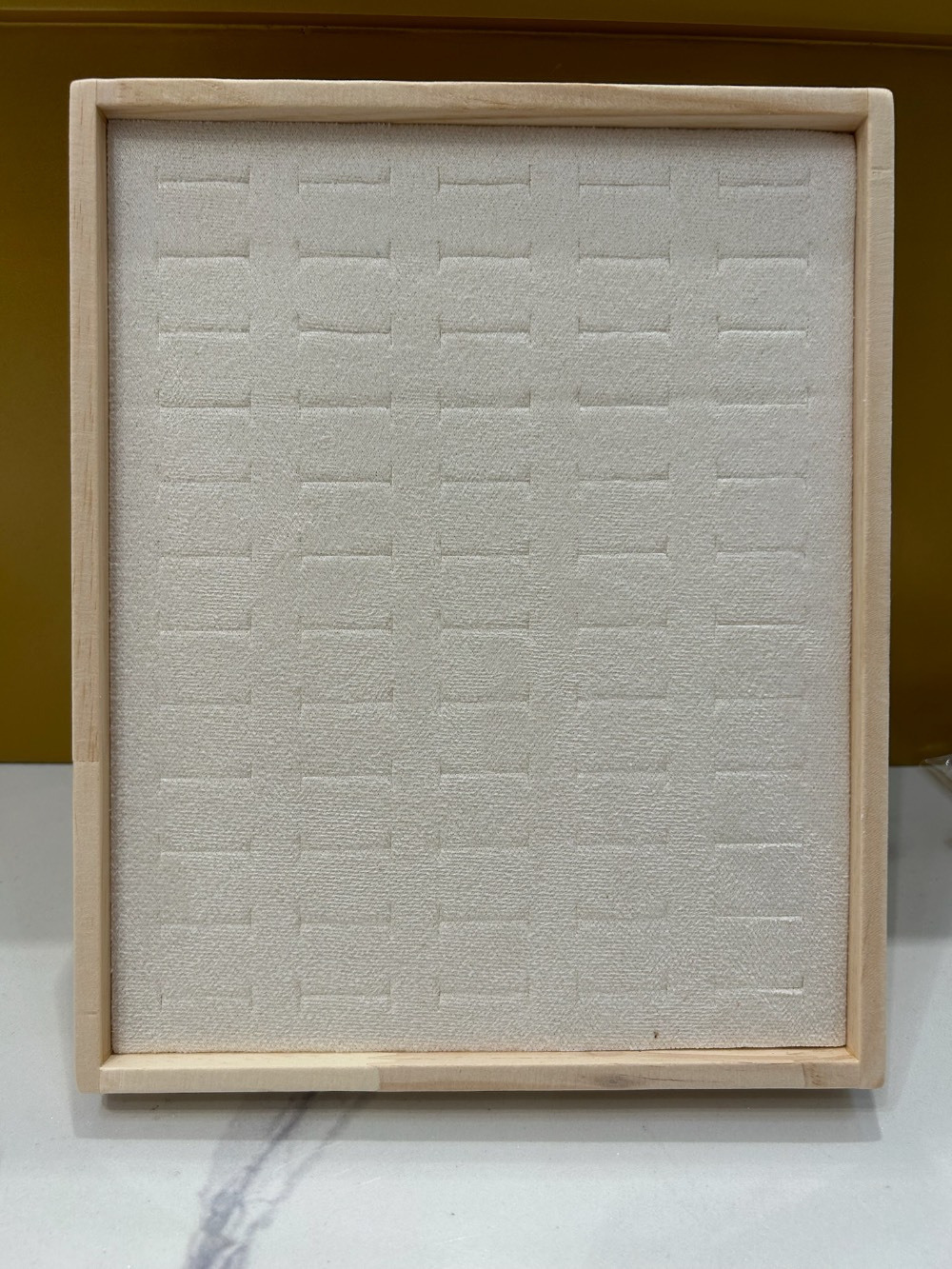 Wholesaler MAISON OKAMI - Display tray for rings and jewelry