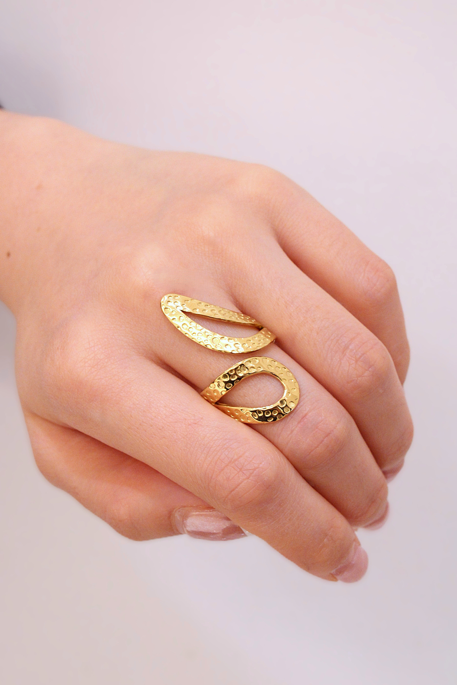 Wholesaler MAISON OKAMI - Open Hammered Ring – Unique and Modern Style