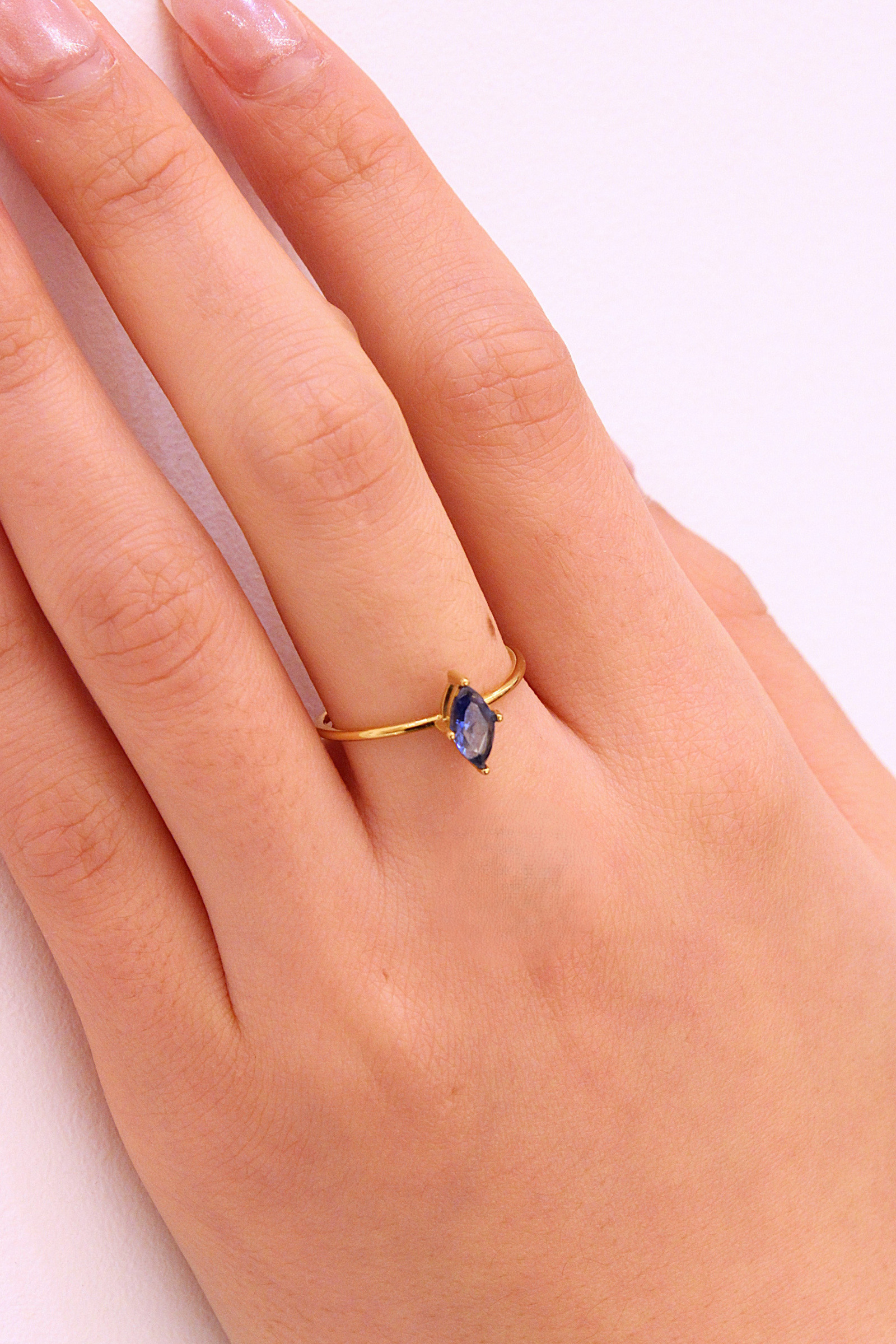 Grossiste MAISON OKAMI - Bague fine en zirconium marquise et acier inoxydable