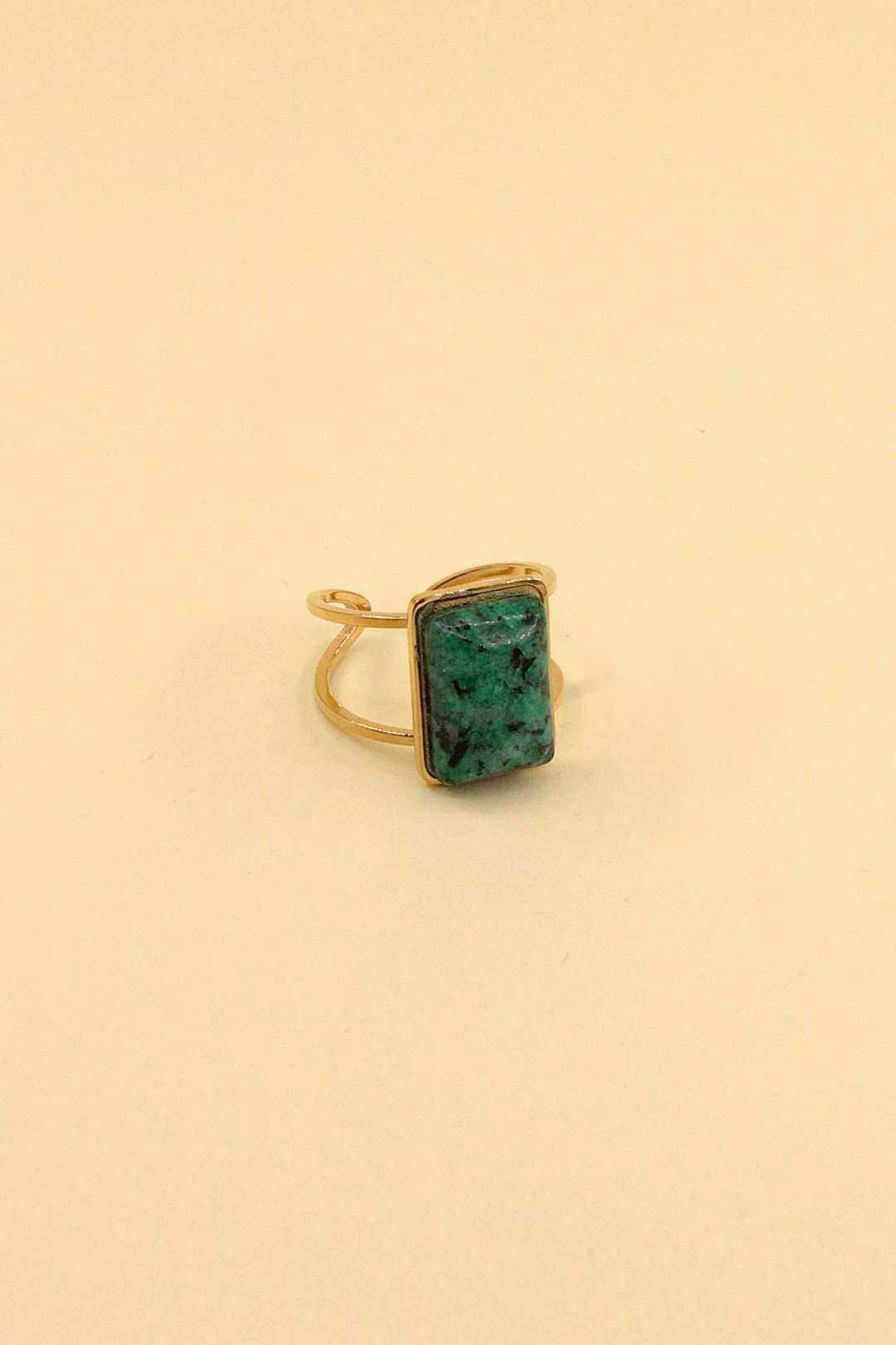 Wholesaler MAISON OKAMI - Gold-plated rectangular natural stone ring
