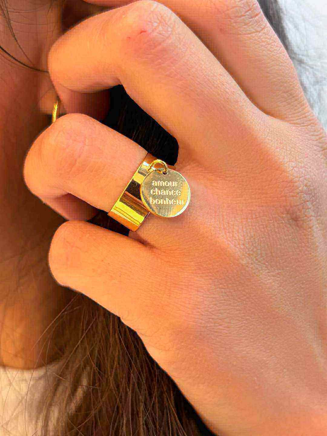 Mayorista MAISON OKAMI - Anillo de Acero Inoxidable con Diseño Elegante