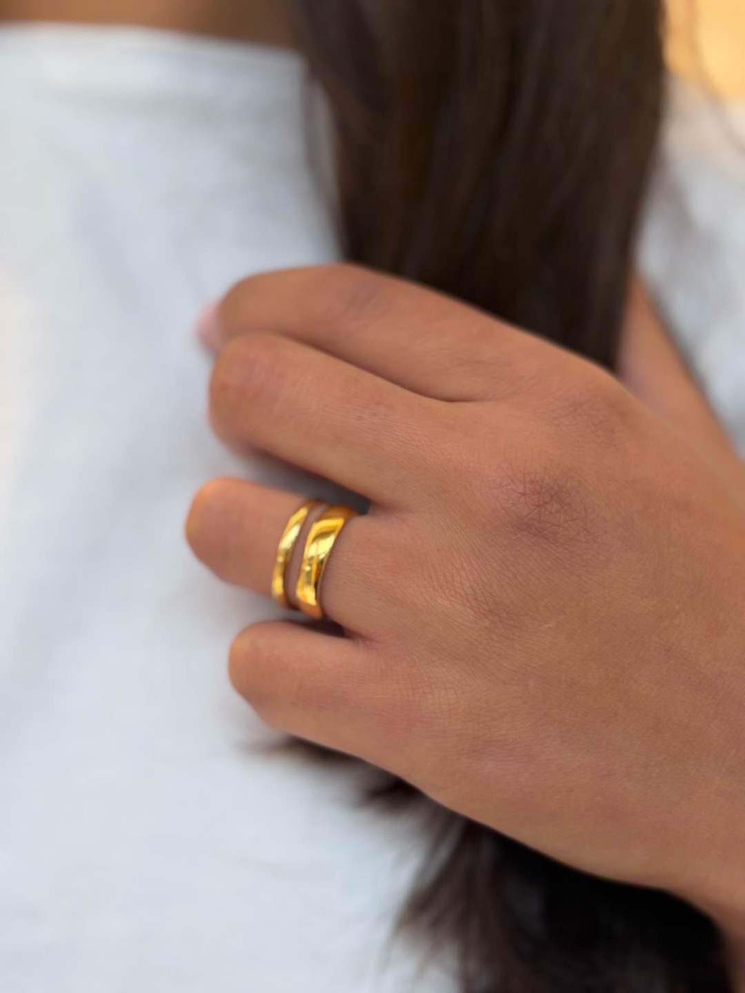 Wholesaler MAISON OKAMI - Elegant stainless steel ring with textured pattern