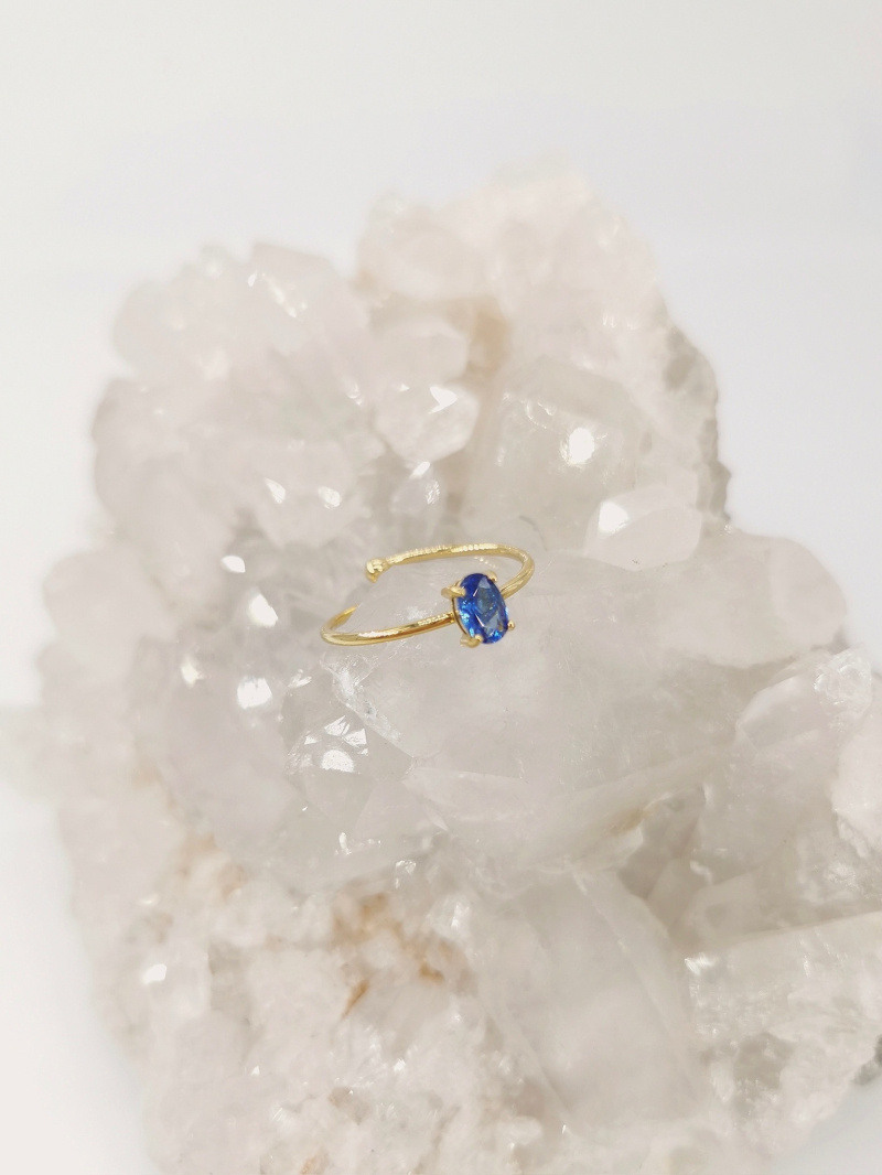 Grossiste MAISON OKAMI - Bague Réglable Simple et Chic avec Zirconium