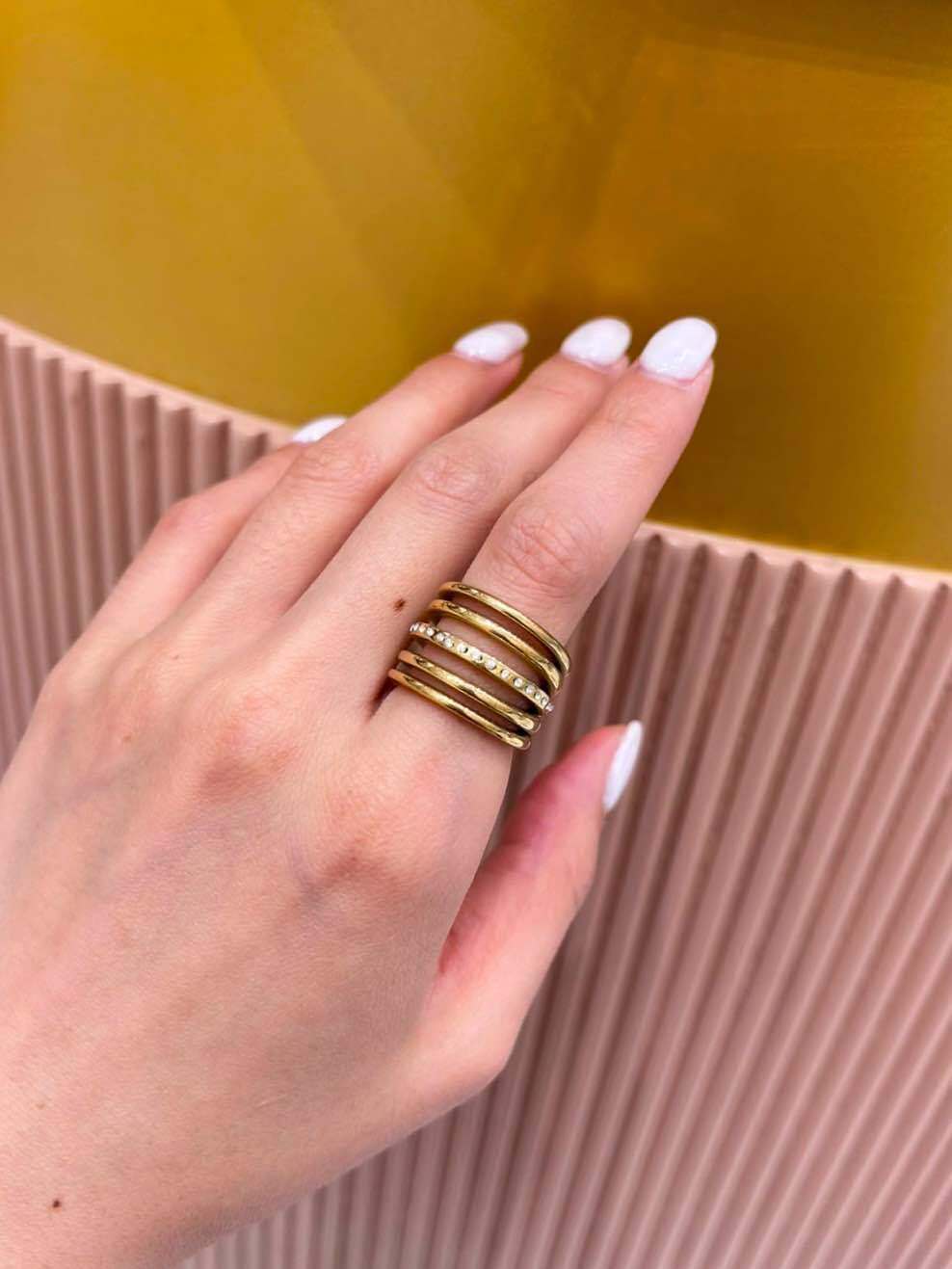 Großhändler MAISON OKAMI - Mehrreihiger Ring mit Steinen