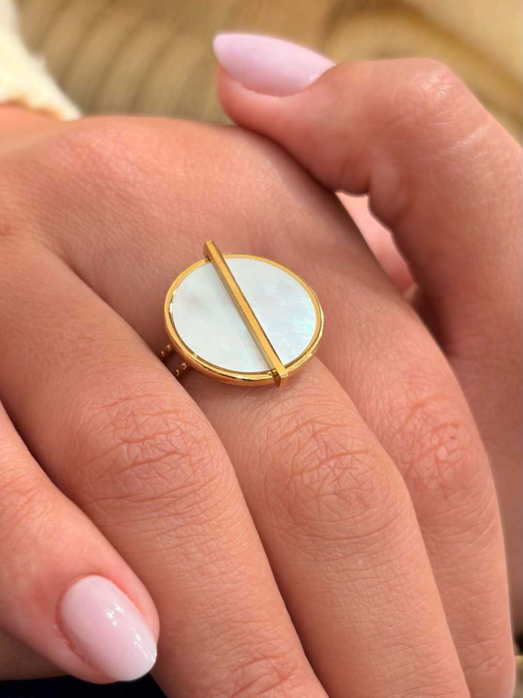 Grossiste MAISON OKAMI - Bague en acier inoxydable avec motif circulaire
