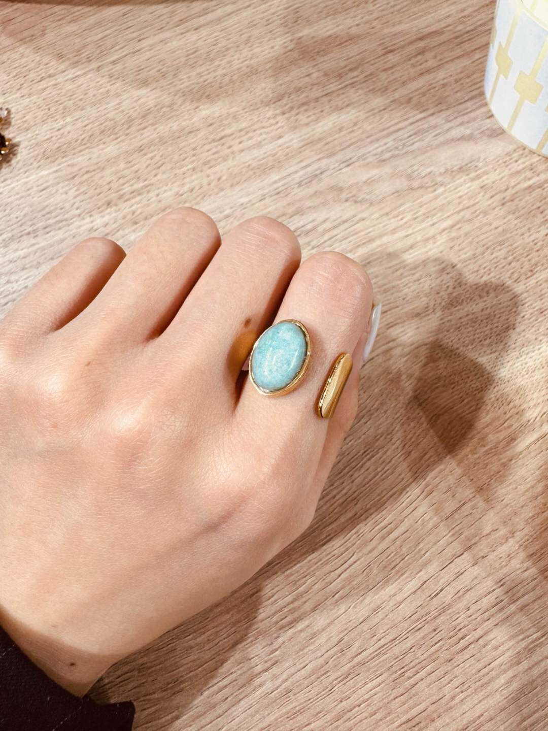 Grossiste MAISON OKAMI - Bague en Acier Inoxydable avec Pierre Naturelle et Design Élégant