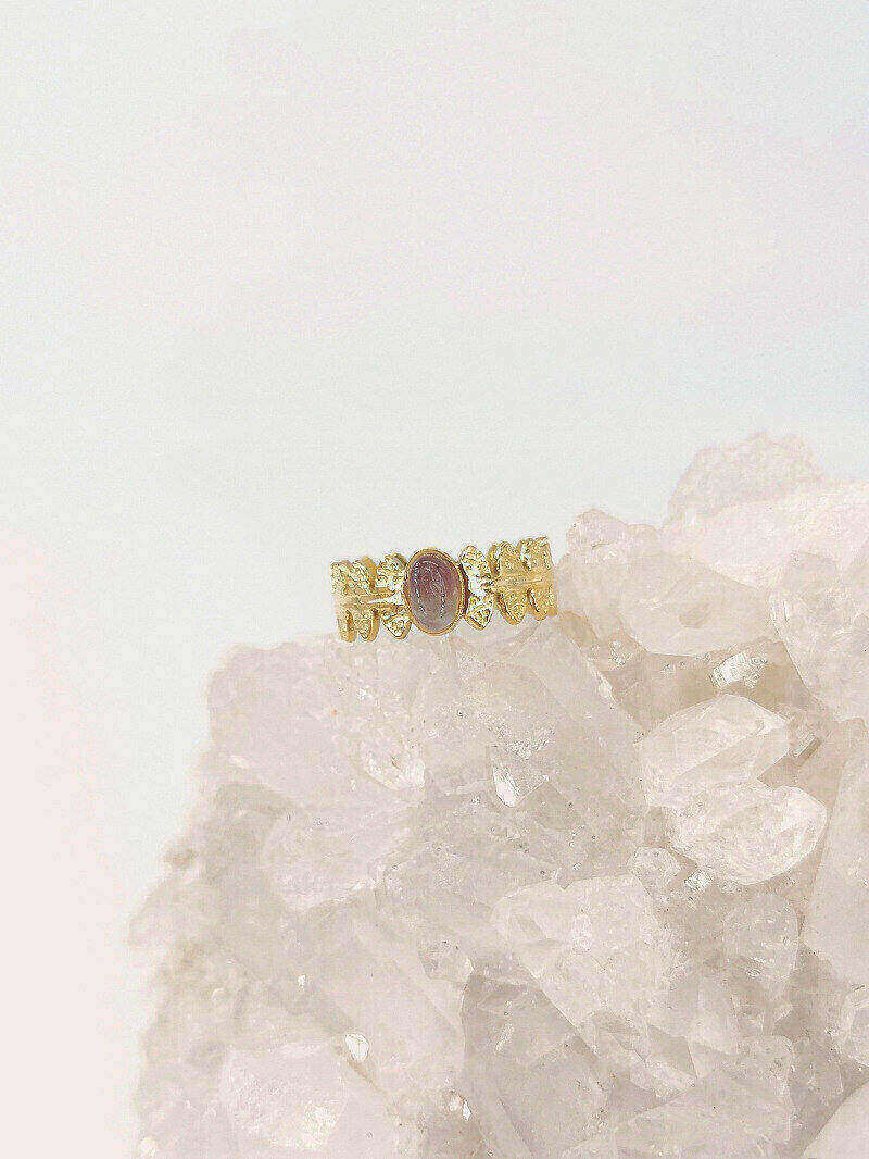 Grossiste MAISON OKAMI - Bague Réglable en Pierre Naturelle Ovale avec Motif