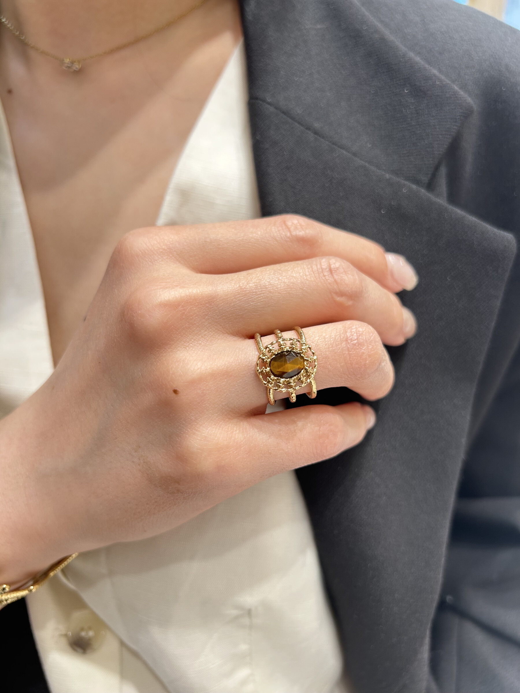Grossiste MAISON OKAMI - Bague pierre naturelle et acier inoxydable – Élégance minérale