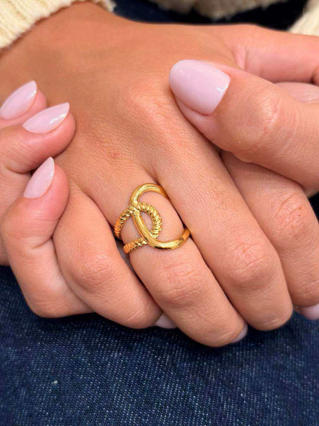 Wholesaler MAISON OKAMI - Stainless Steel Ring with Elegant Pattern