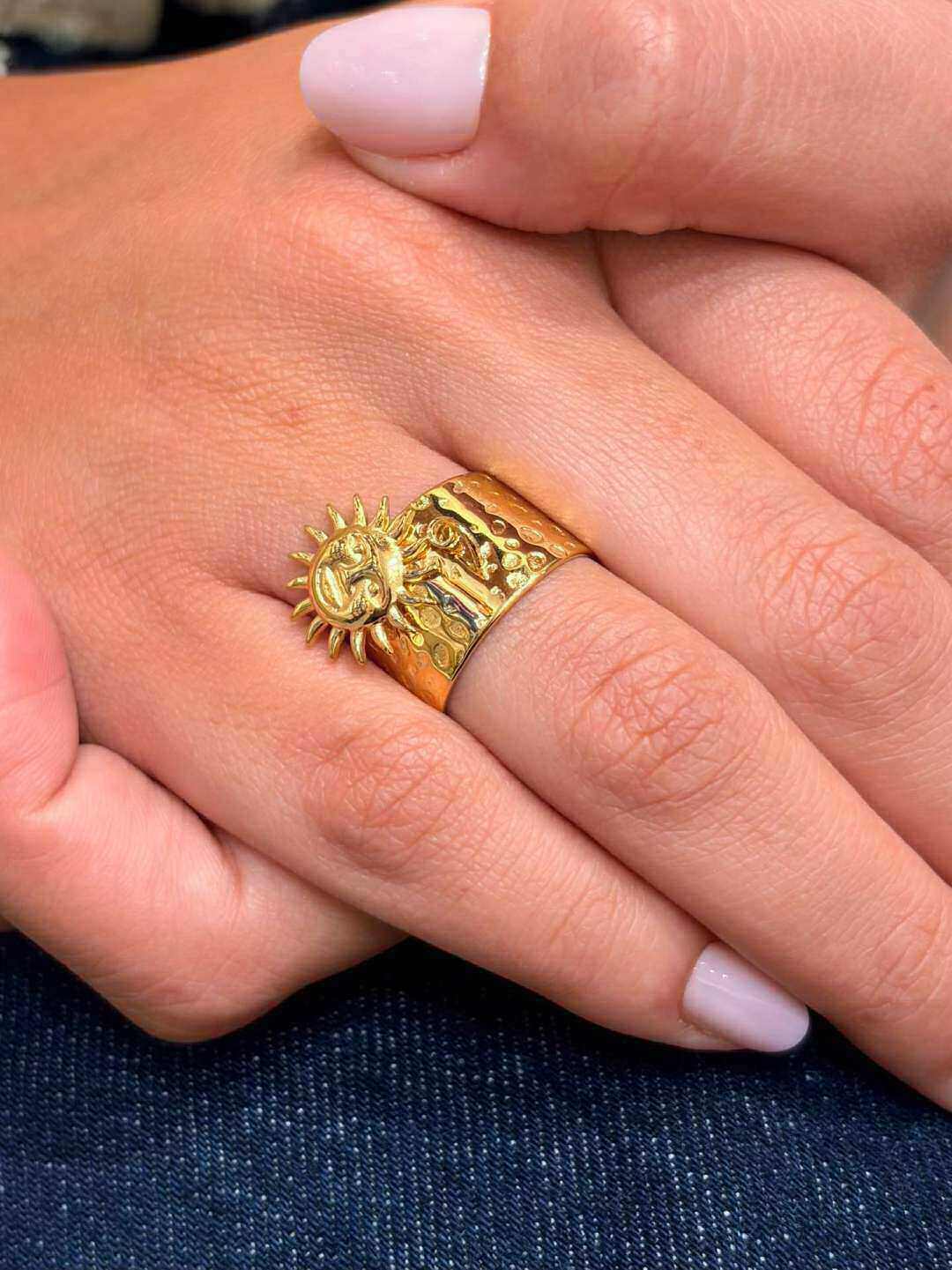 Wholesaler MAISON OKAMI - Stainless Steel Ring with Solar Design
