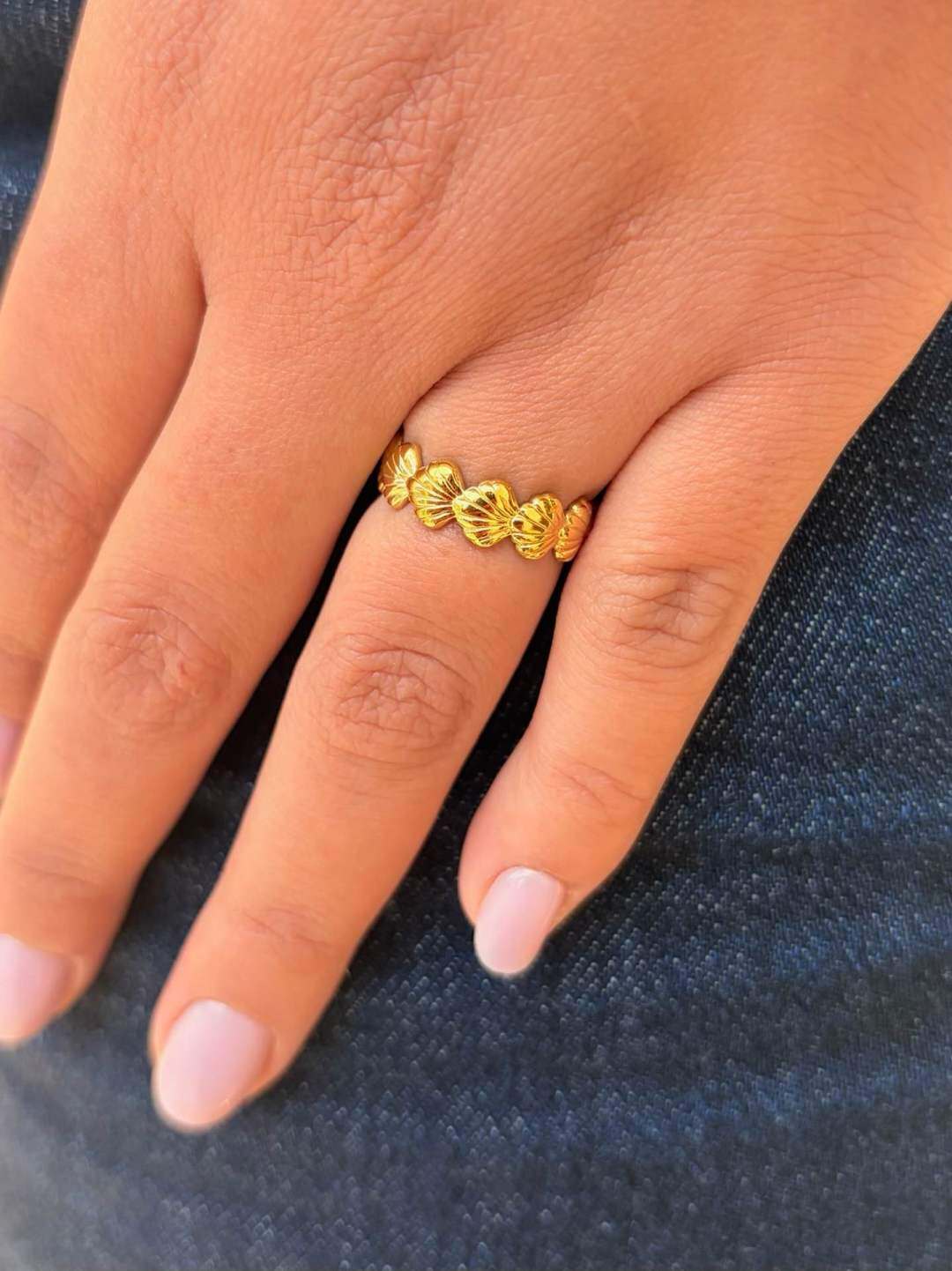 Wholesaler MAISON OKAMI - Stainless Steel Ring with Floral Pattern