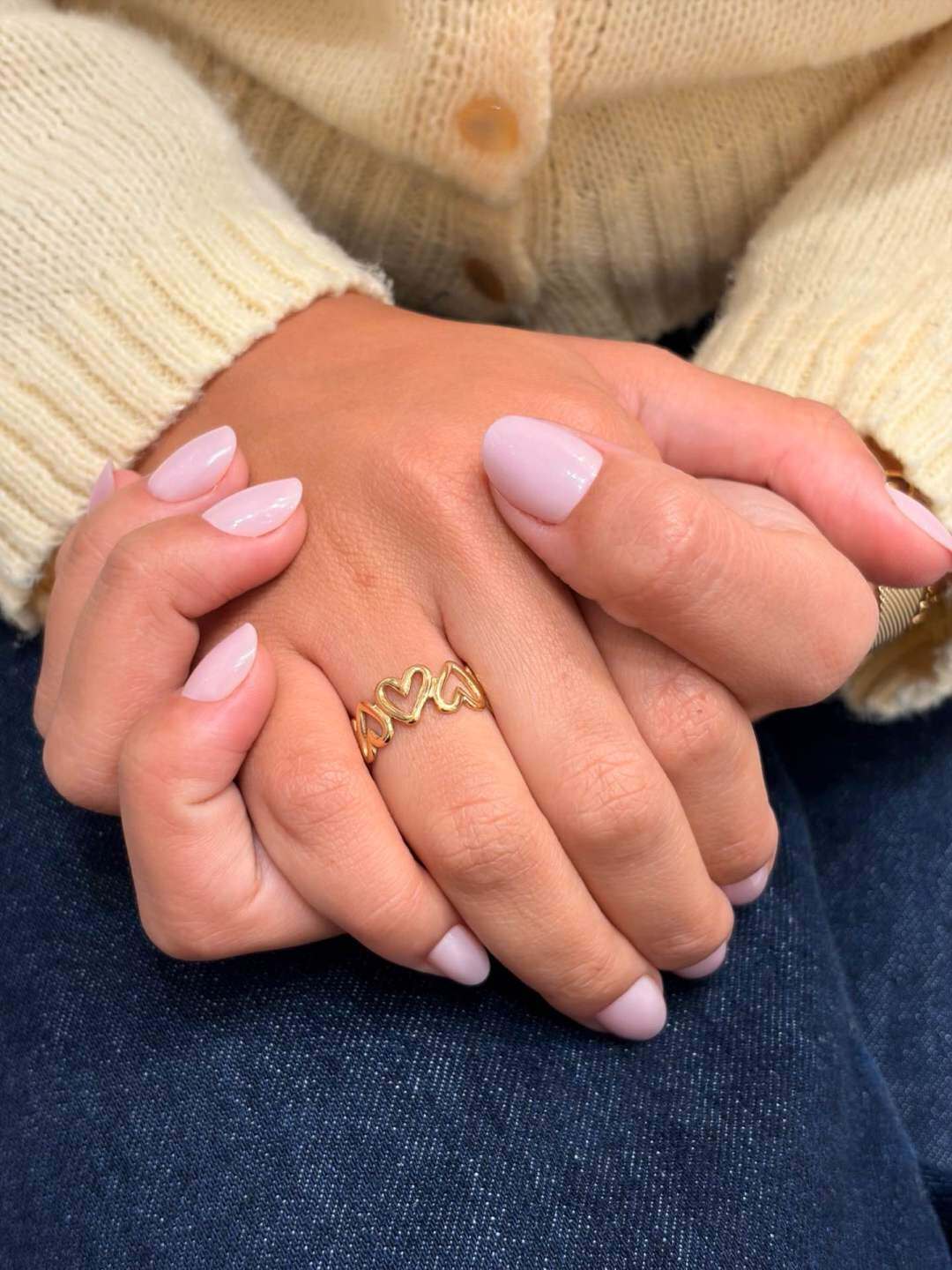 Grossiste MAISON OKAMI - Bague en Acier Inoxydable en Forme de Cœurs Design Élégant
