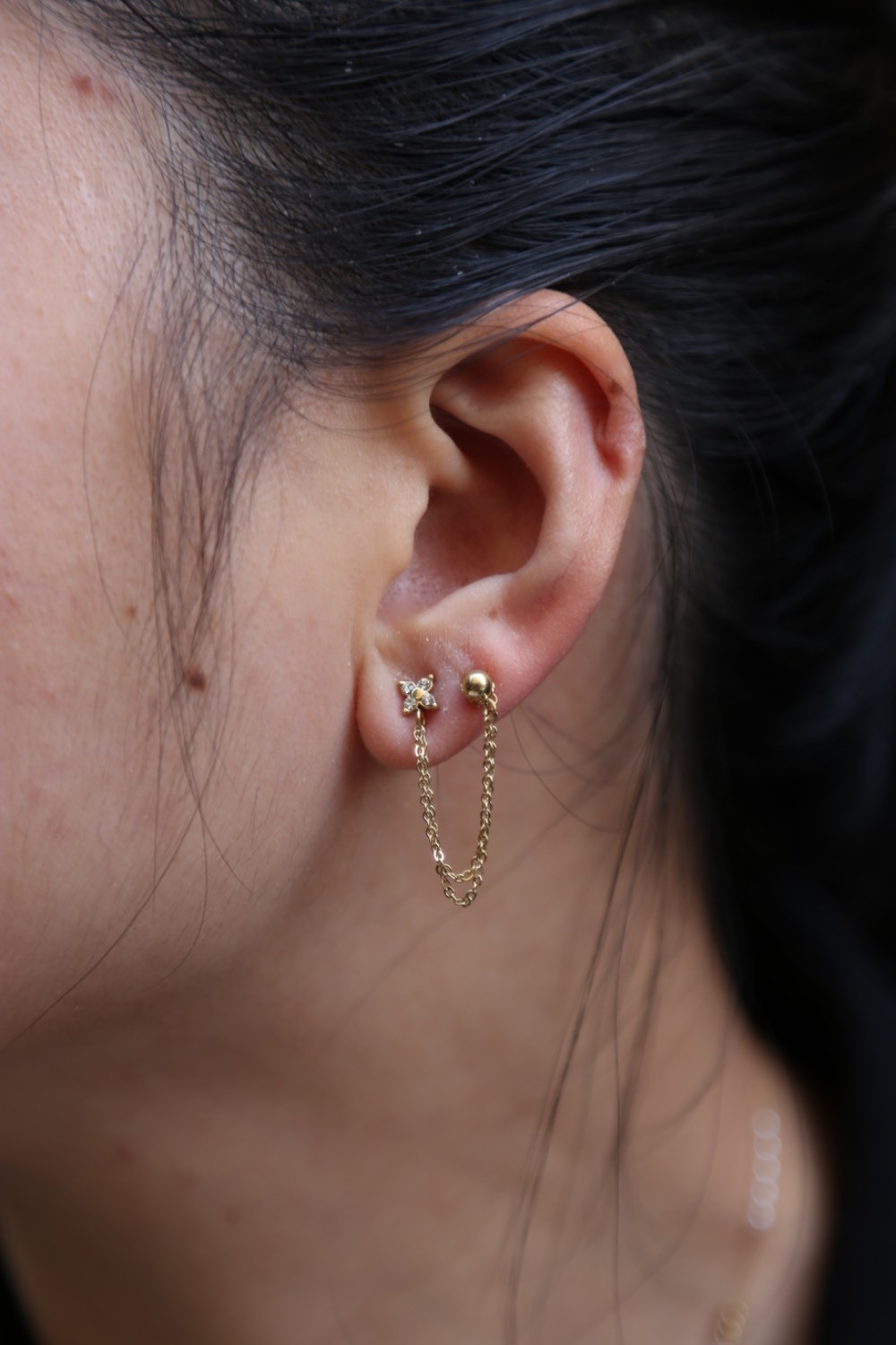 Wholesaler MAISON OKAMI - Mono Earring with Chain and Zirconium