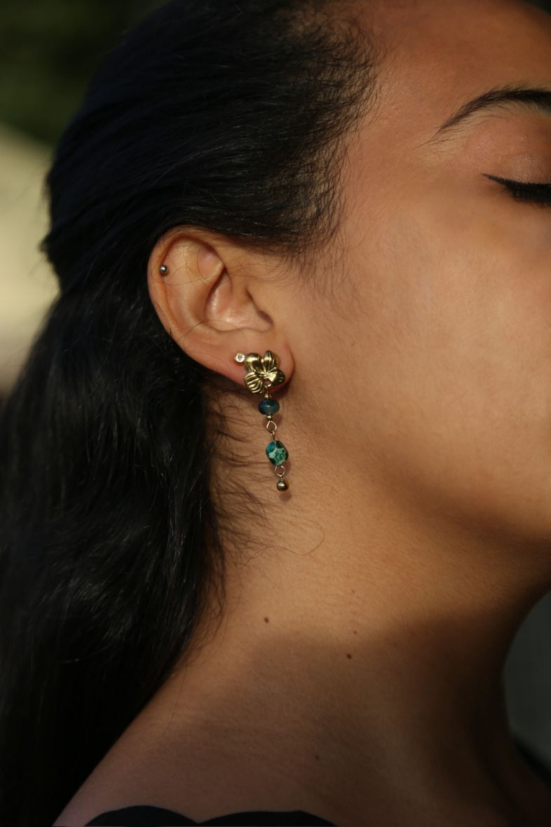 Wholesaler MAISON OKAMI - Floral Drop Earrings with Stone and Metal Details