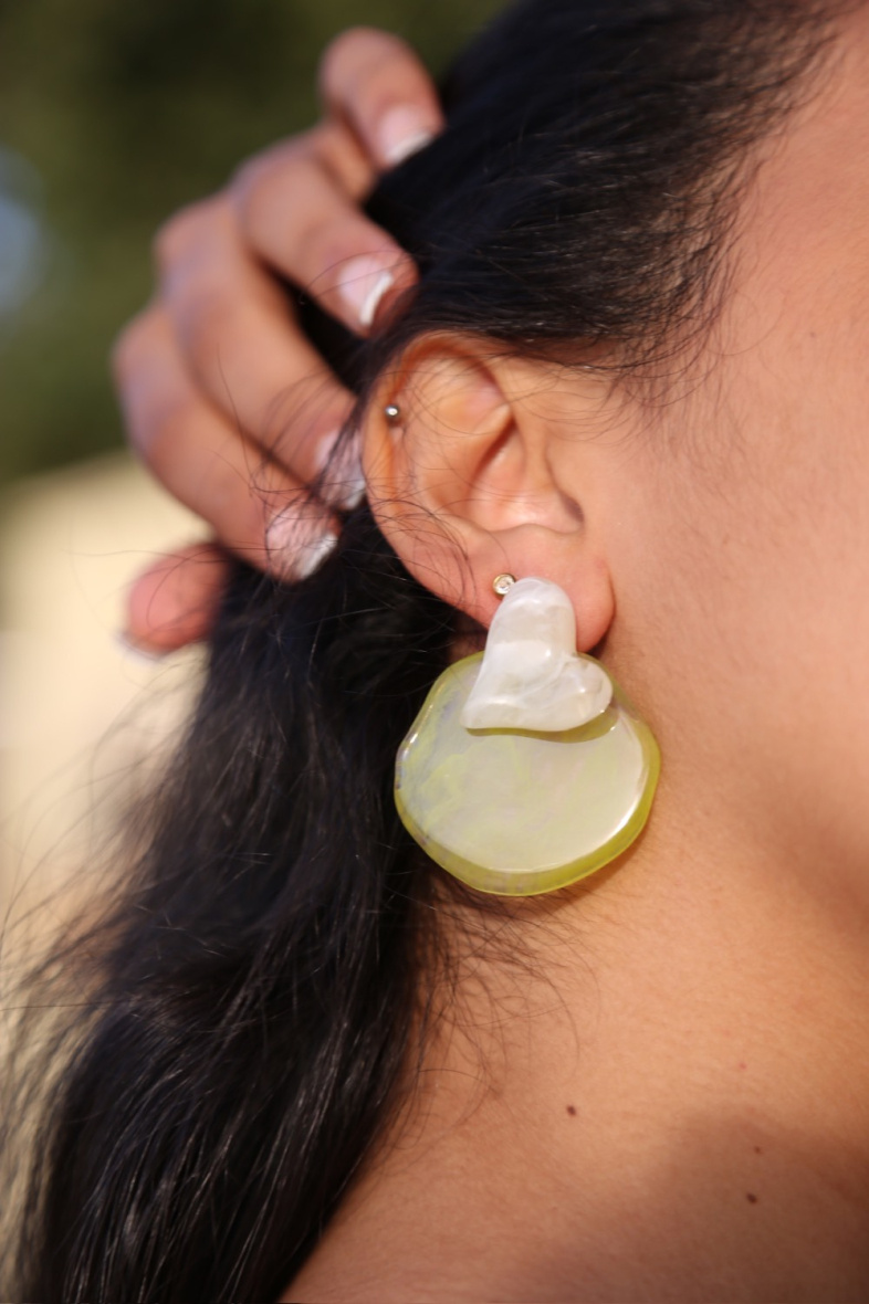 Wholesaler MAISON OKAMI - Two-tone resin earring